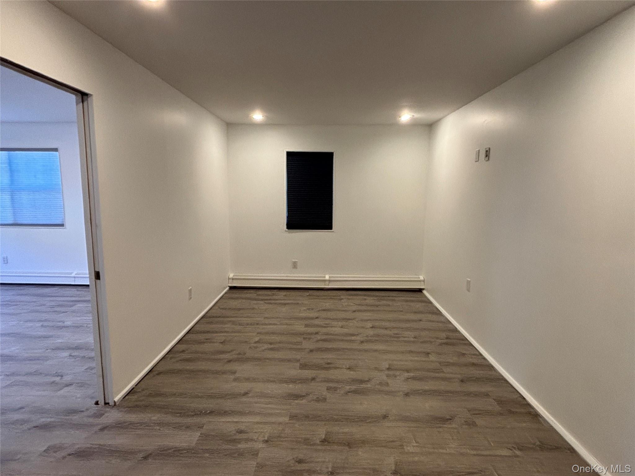 40 Canoe Place Road # 4, Hampton Bays, NY 11946