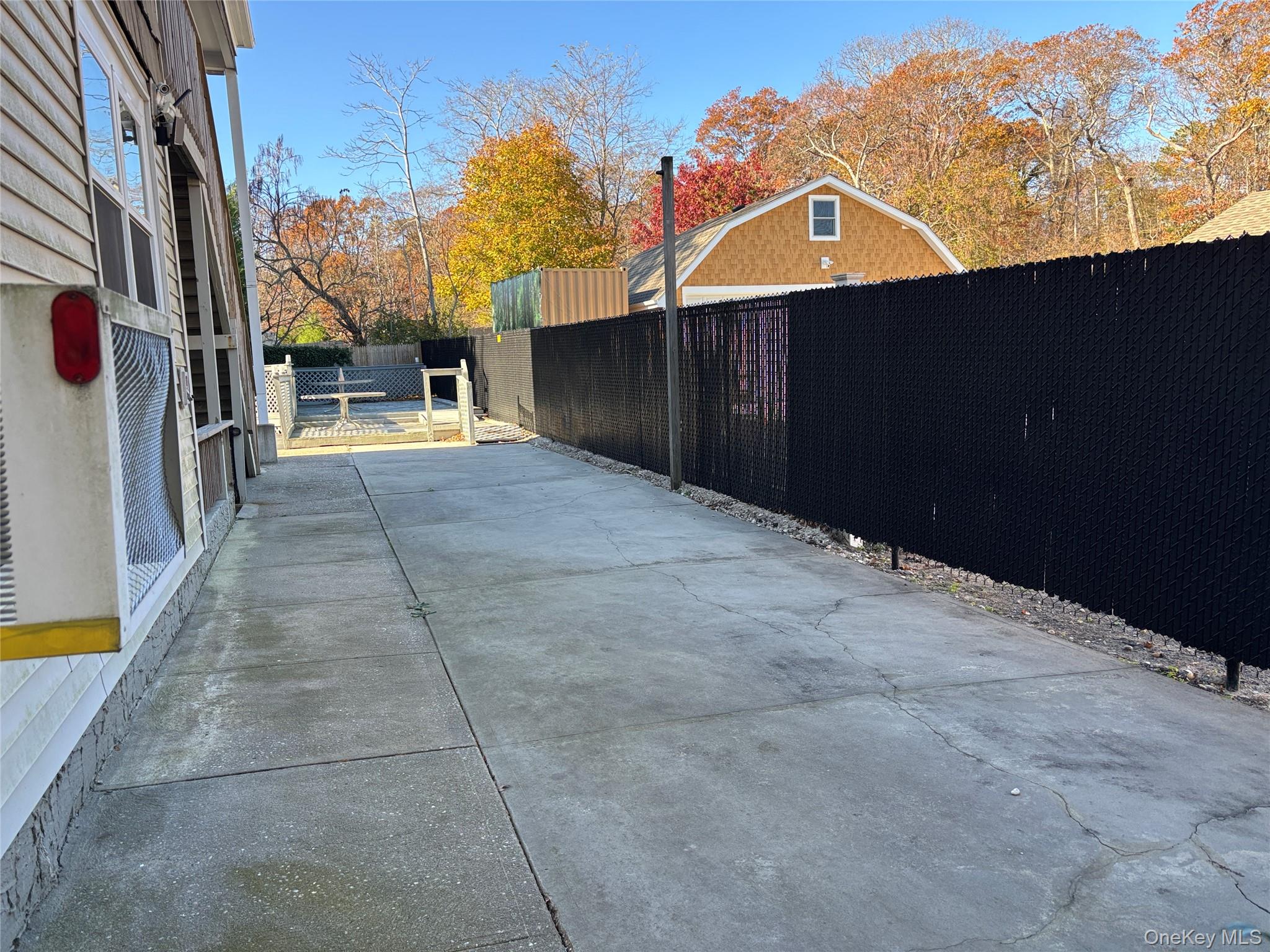 40 Canoe Place Road # 4, Hampton Bays, NY 11946