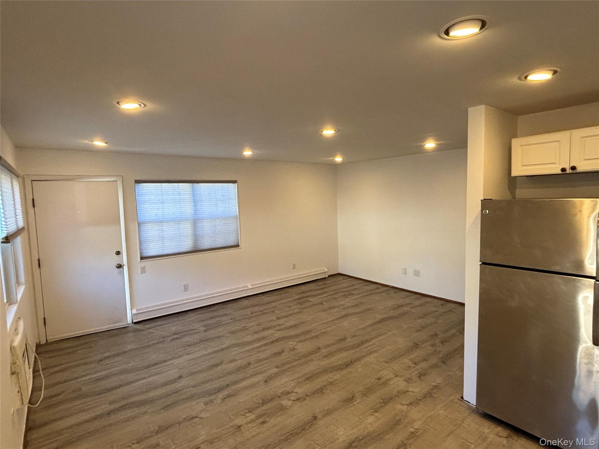 40 Canoe Place Road # 4, Hampton Bays, NY 11946