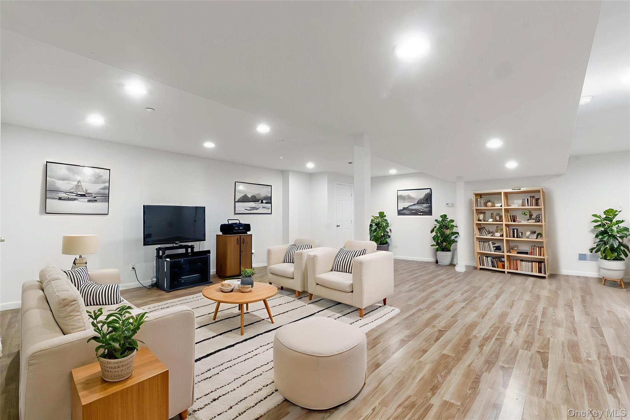 79 Landmark Court, White Plains, NY 10603