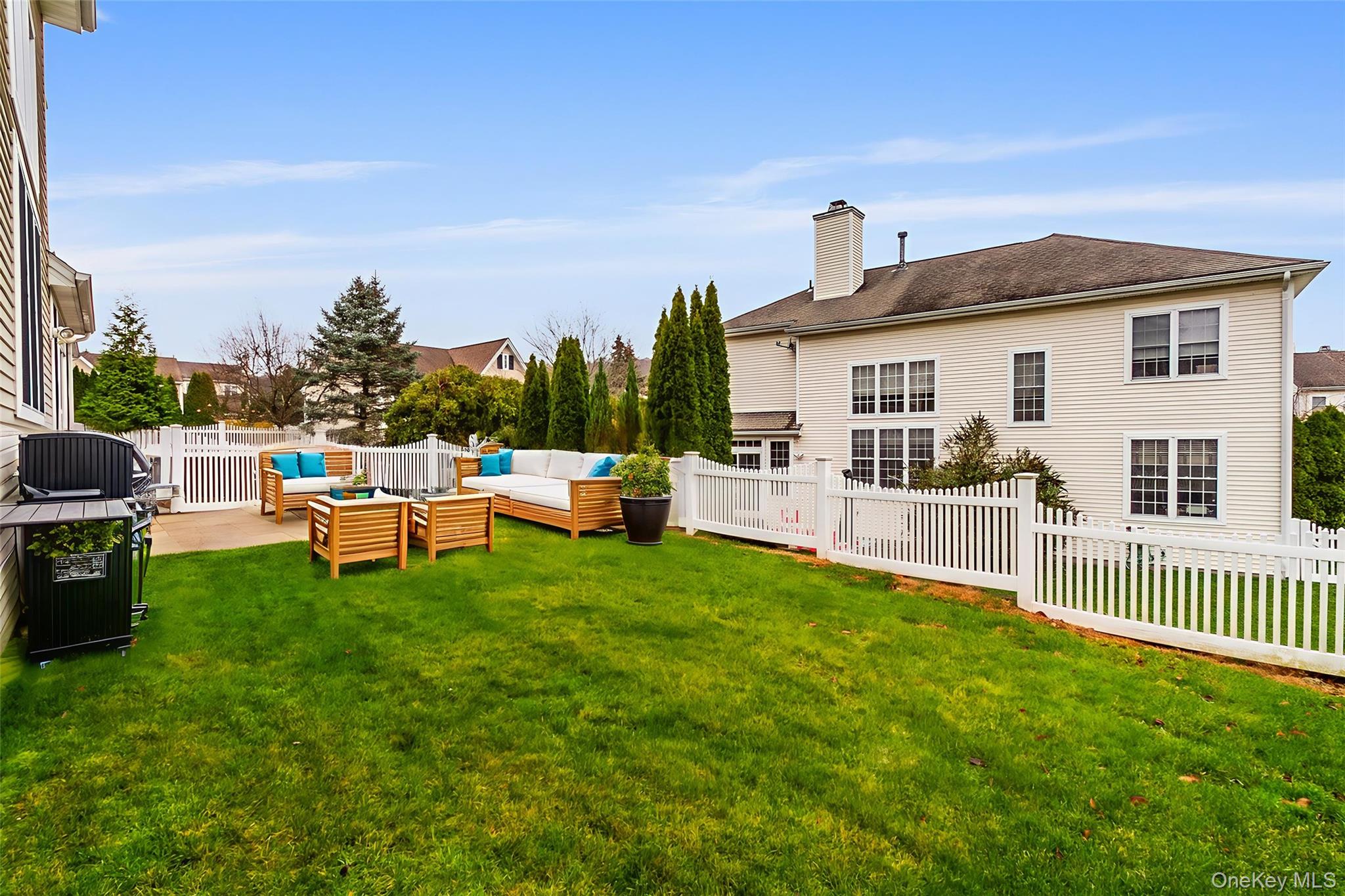 79 Landmark Court, White Plains, NY 10603