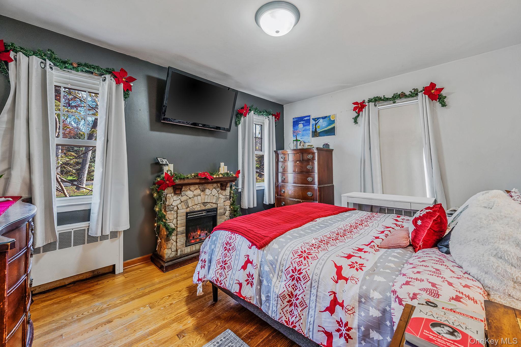 54 Landview Drive, Dix Hills, NY 11746