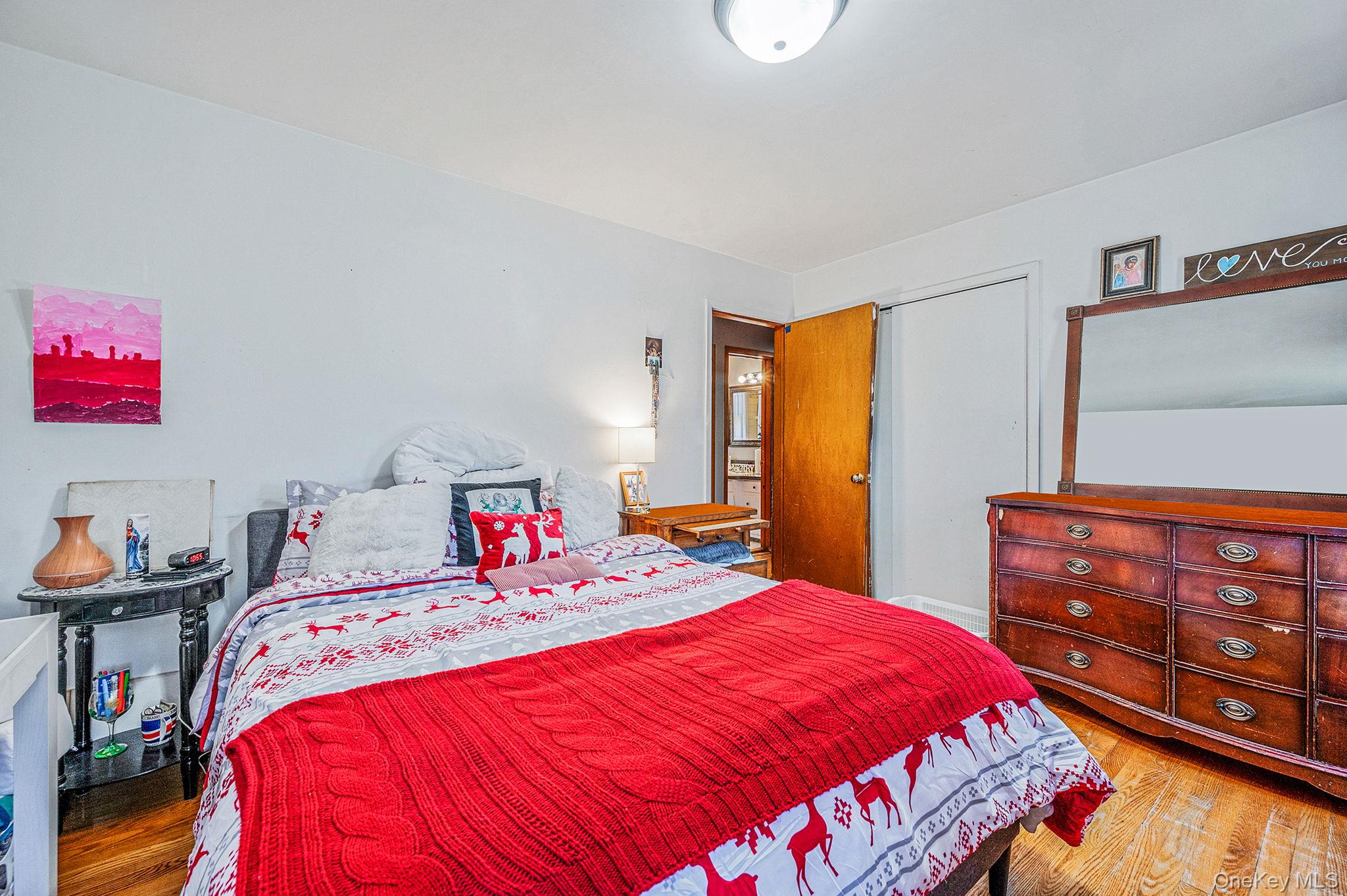 54 Landview Drive, Dix Hills, NY 11746