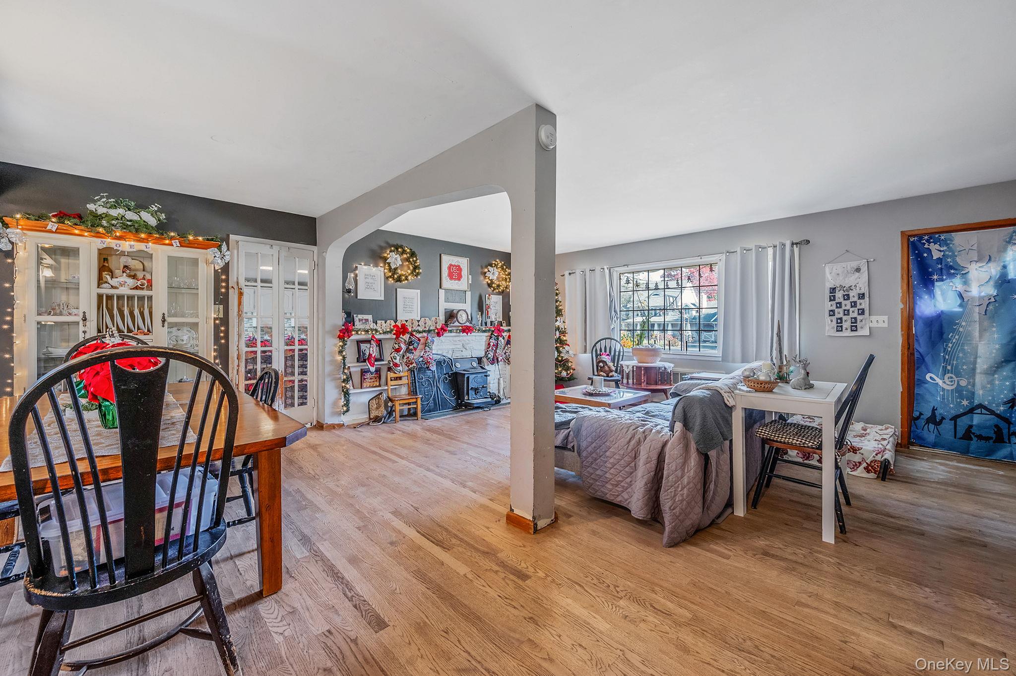 54 Landview Drive, Dix Hills, NY 11746