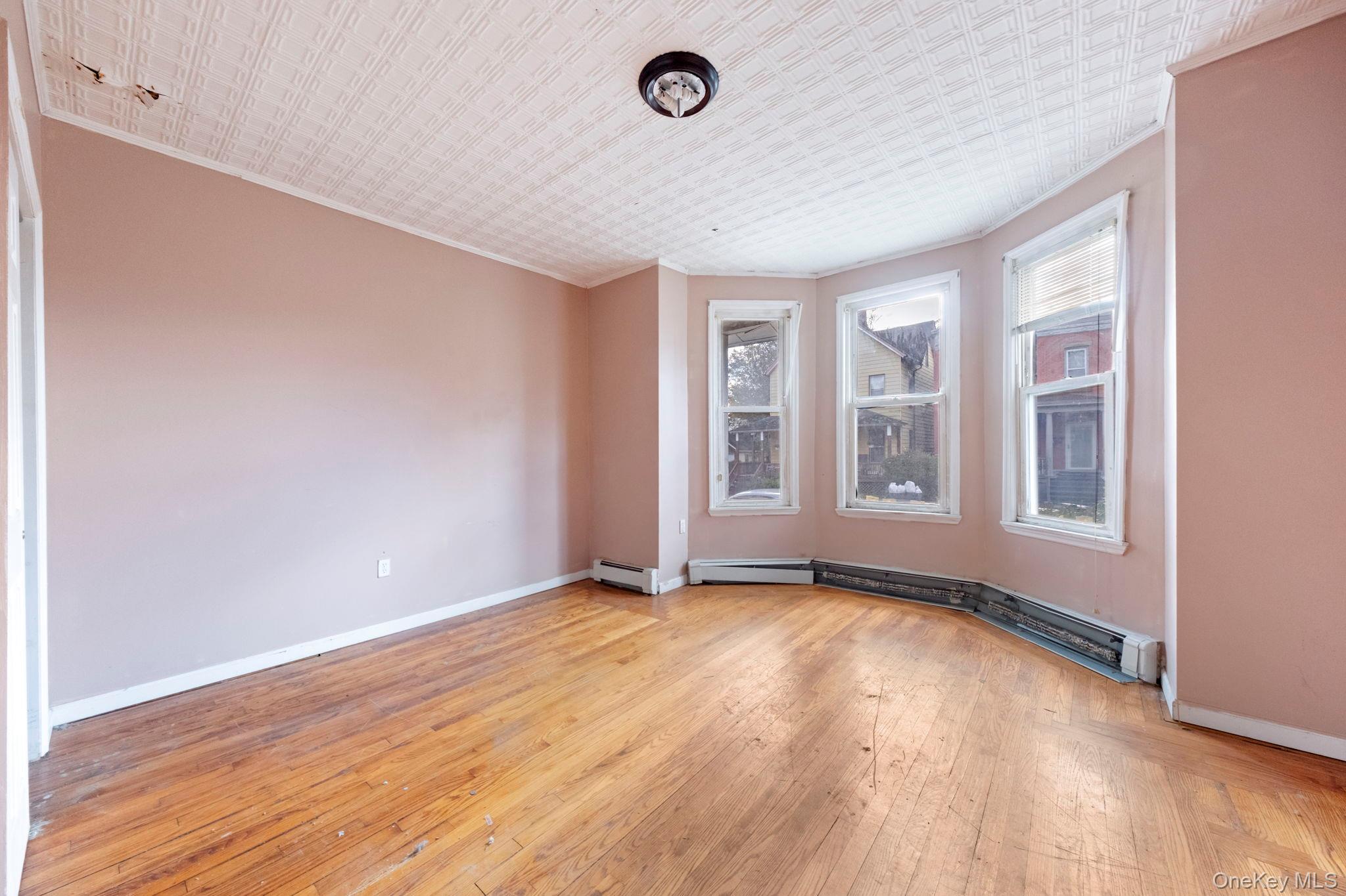 68 Henry Avenue, Newburgh, NY 12550