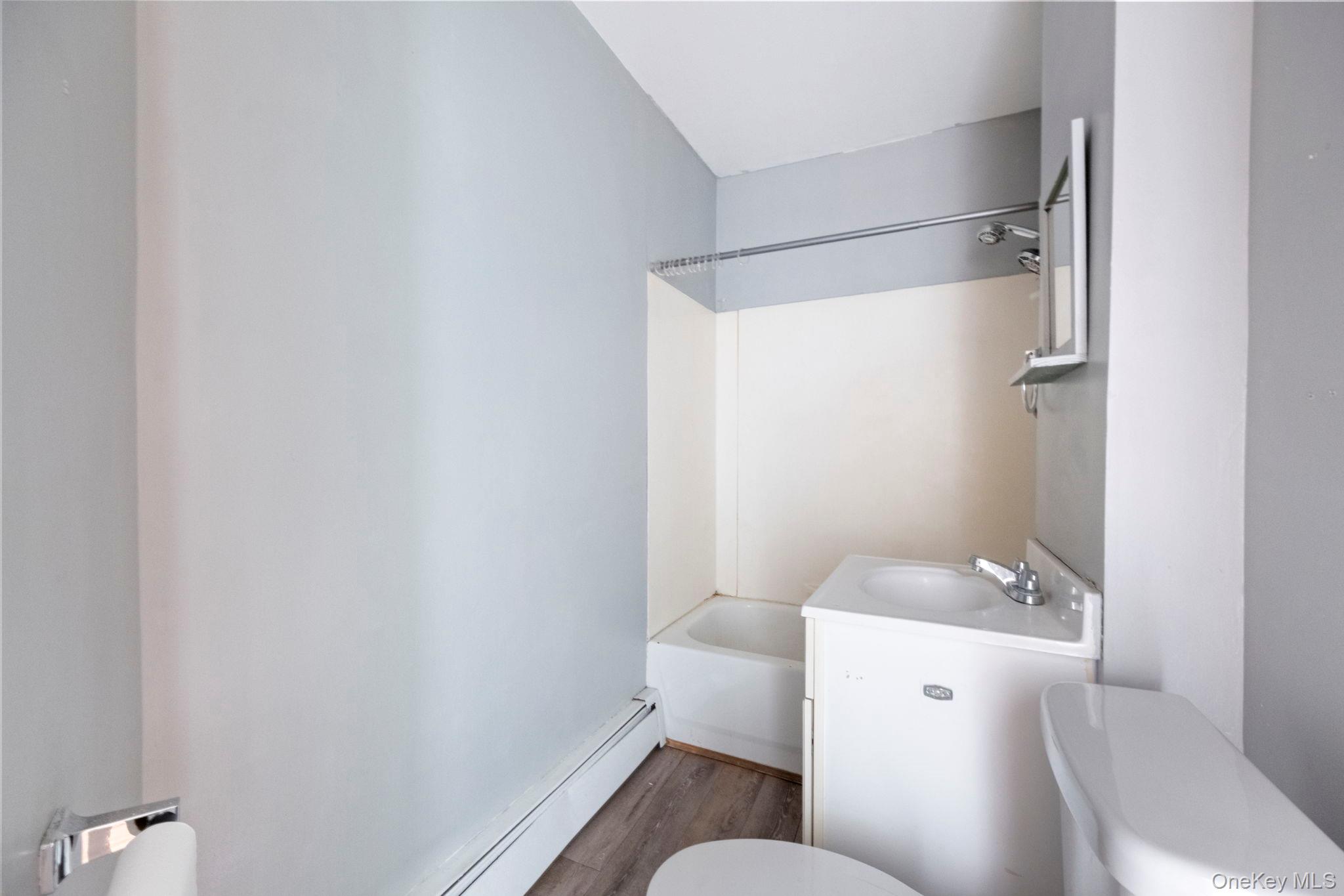 68 Henry Avenue, Newburgh, NY 12550