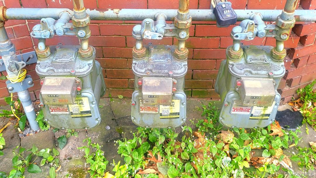 108 Winnikee Avenue, Poughkeepsie, NY 12601