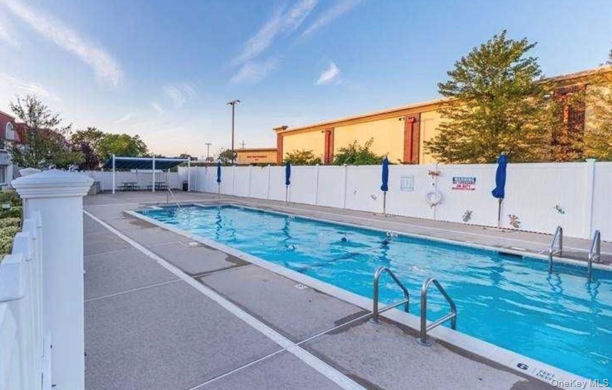 2 Alhambra Drive, Oceanside, NY 11572