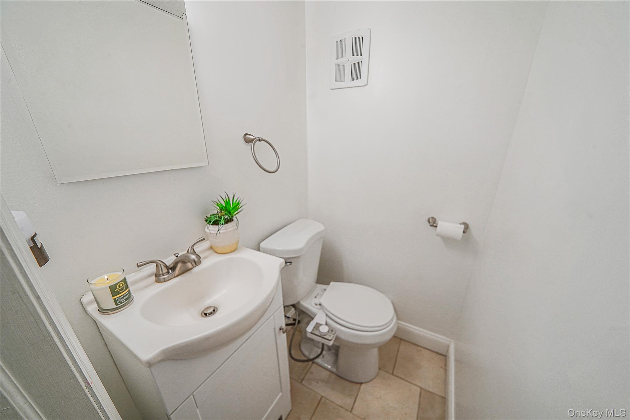 2 Alhambra Drive, Oceanside, NY 11572