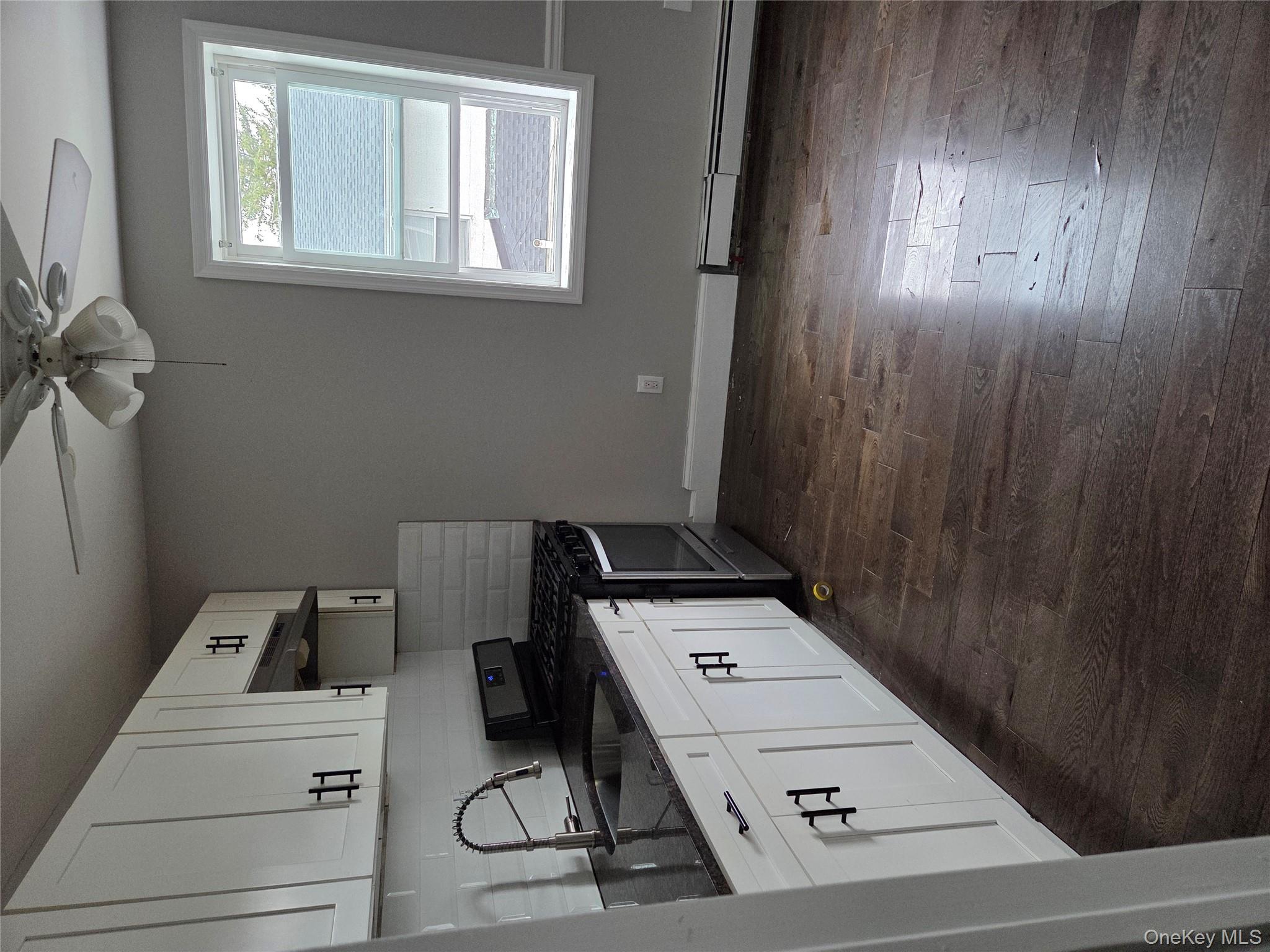 28 James L L Burrell Avenue, Hempstead, NY 11550