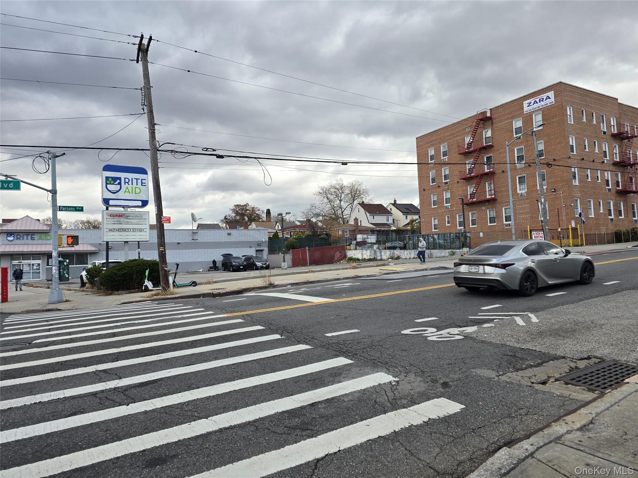 158-02 Union Turnpike, Flushing, NY 11366