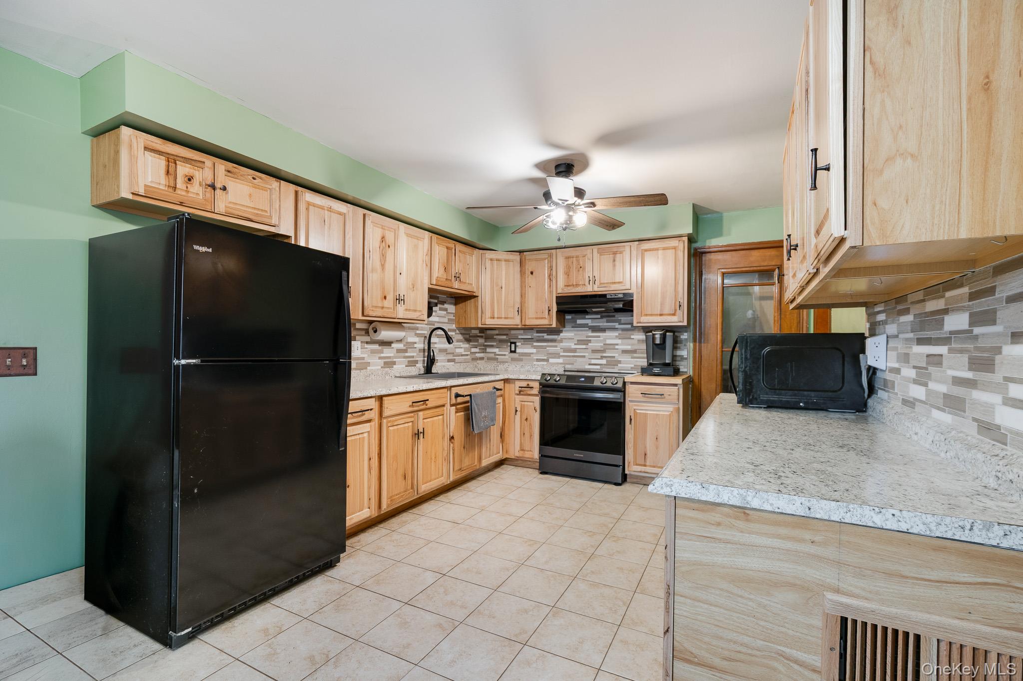 15 Franklin Road, Hyde Park, NY 12538