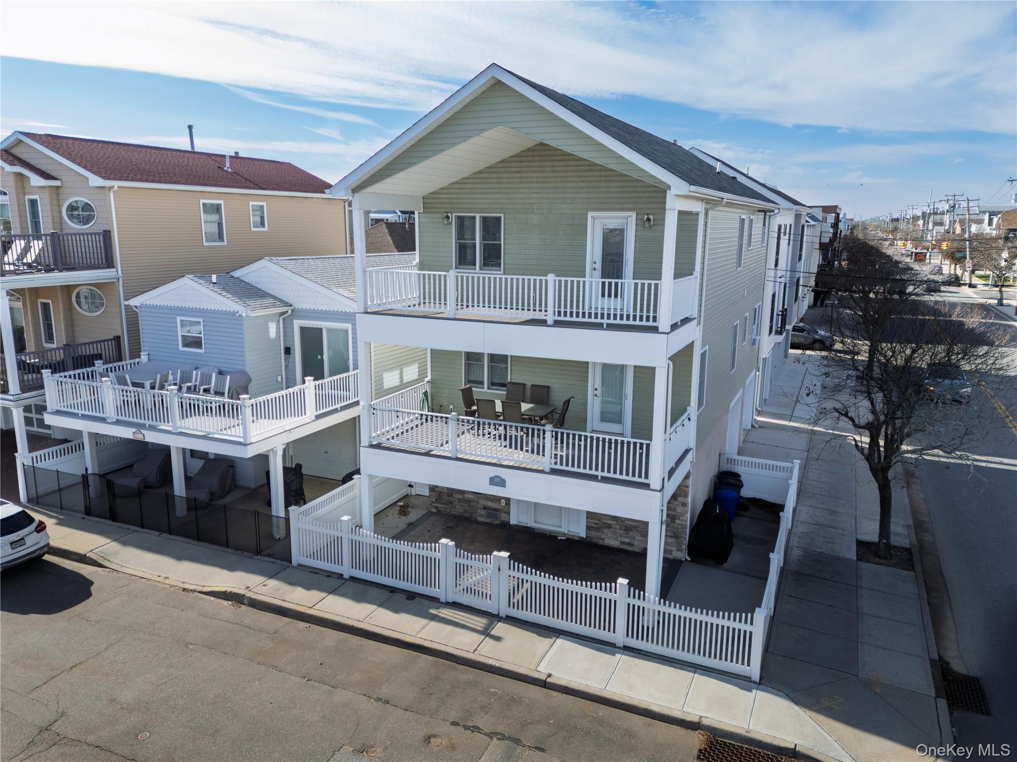 105 Arizona Avenue, Long Beach, NY 11561