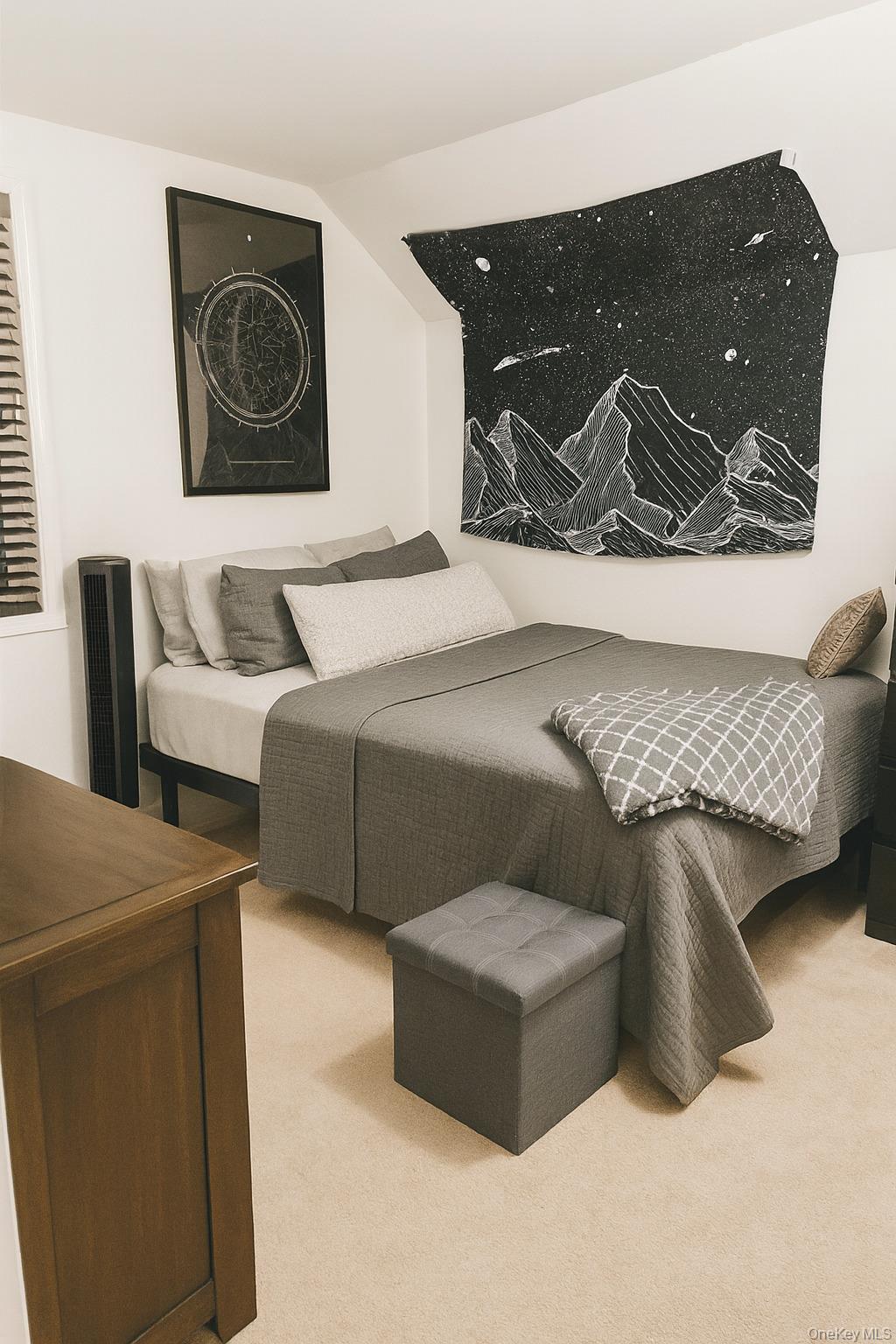 10 Village Lane W, Selden, NY 11784