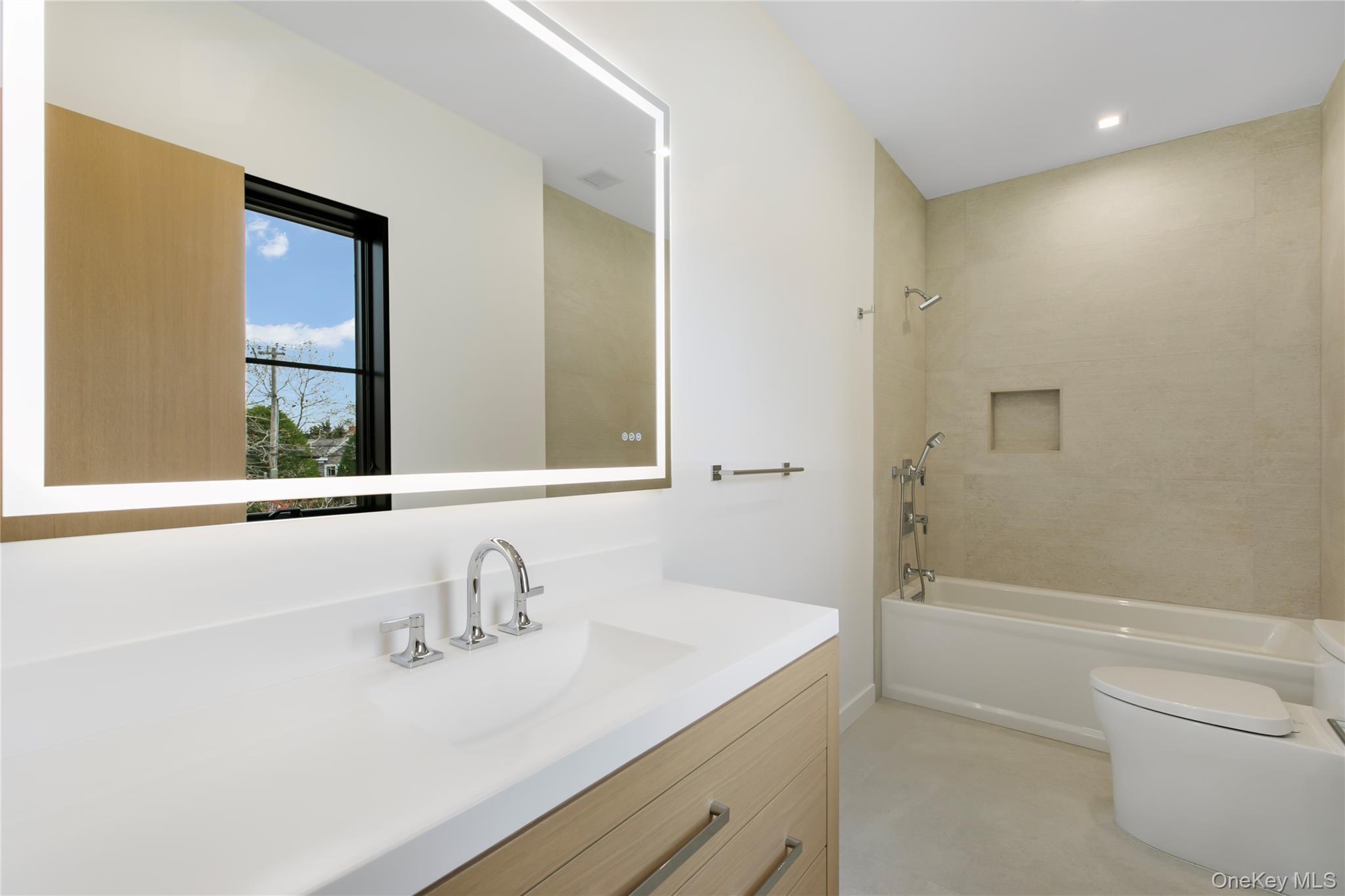 158 Cobb Road, Water Mill, NY 11976