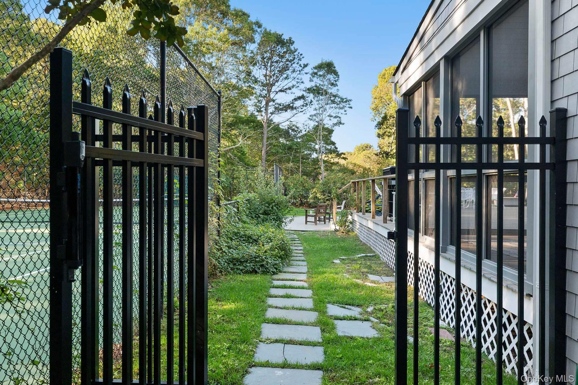 3 Indian Pipe Drive, Quogue, NY 11959