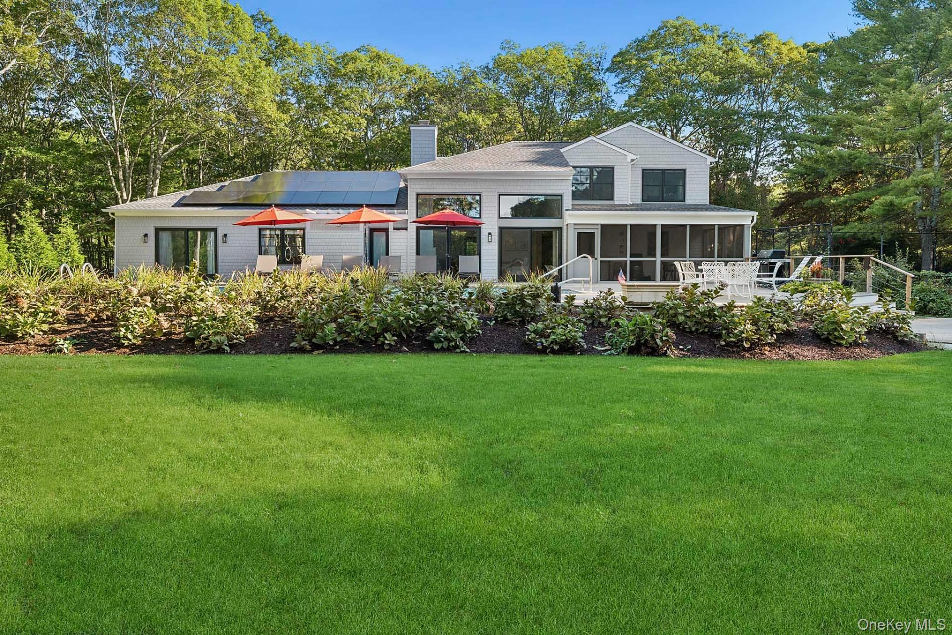 3 Indian Pipe Drive, Quogue, NY 11959