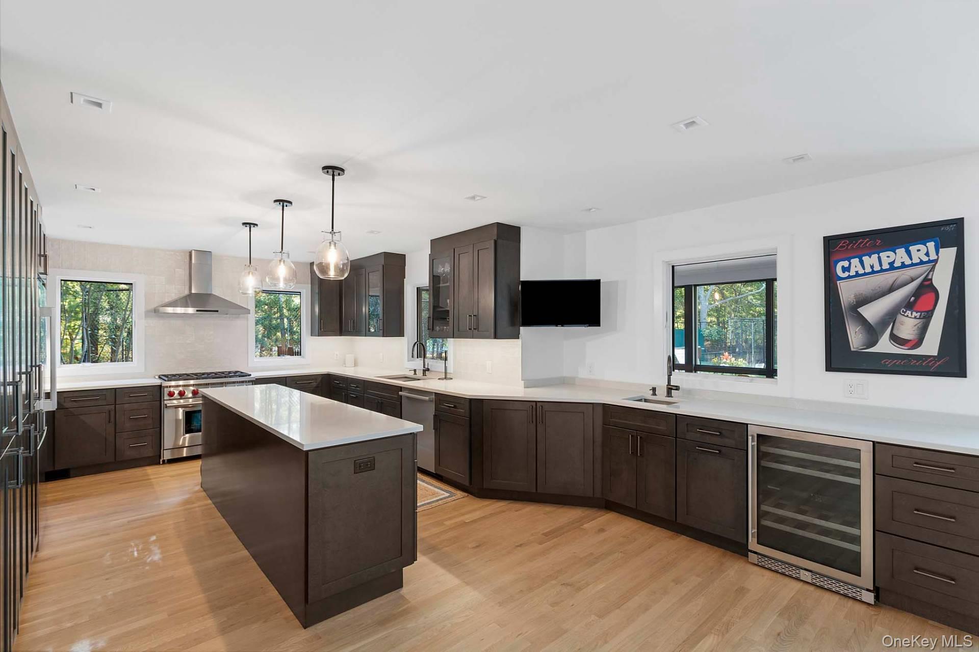 3 Indian Pipe Drive, Quogue, NY 11959