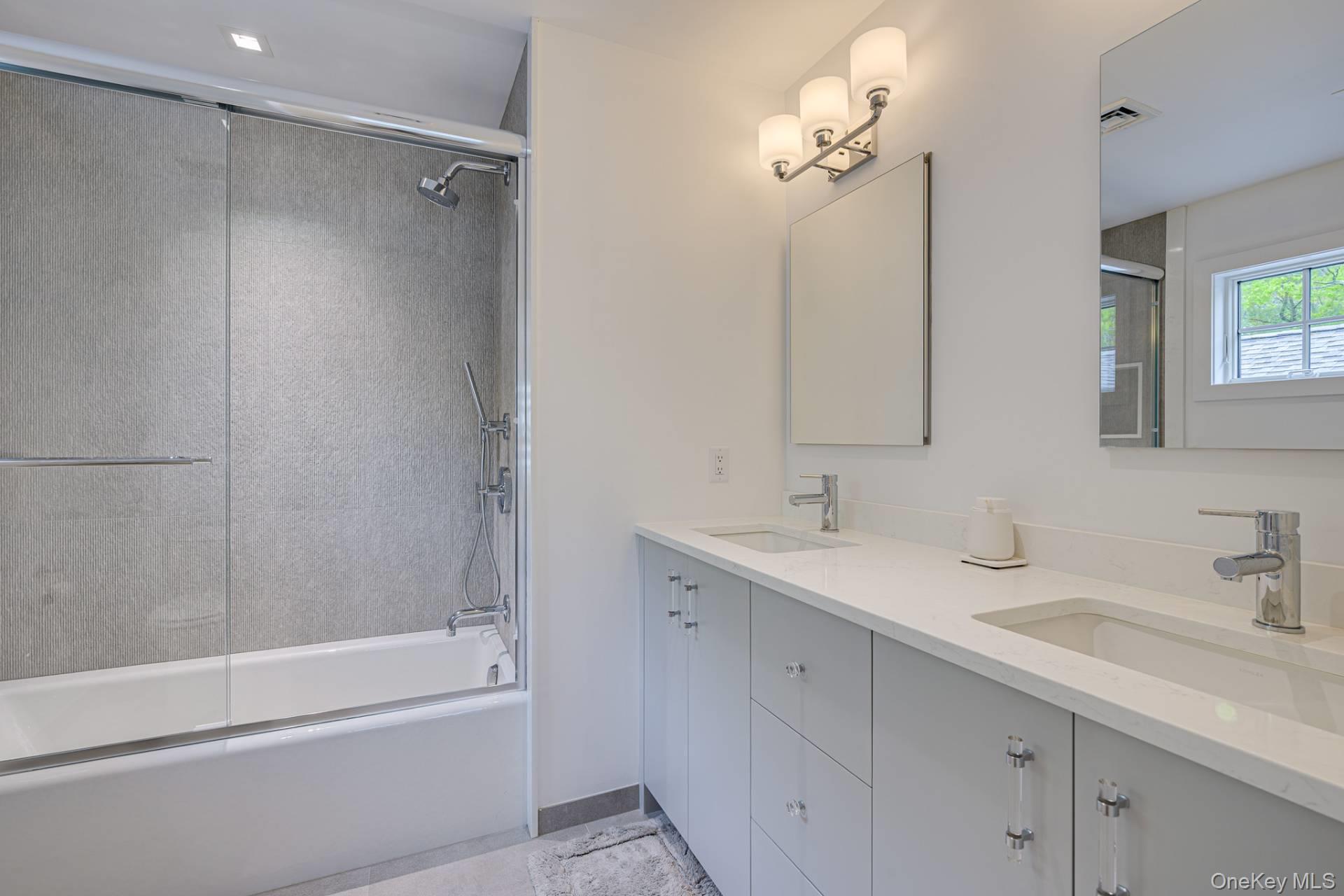 3 Indian Pipe Drive, Quogue, NY 11959