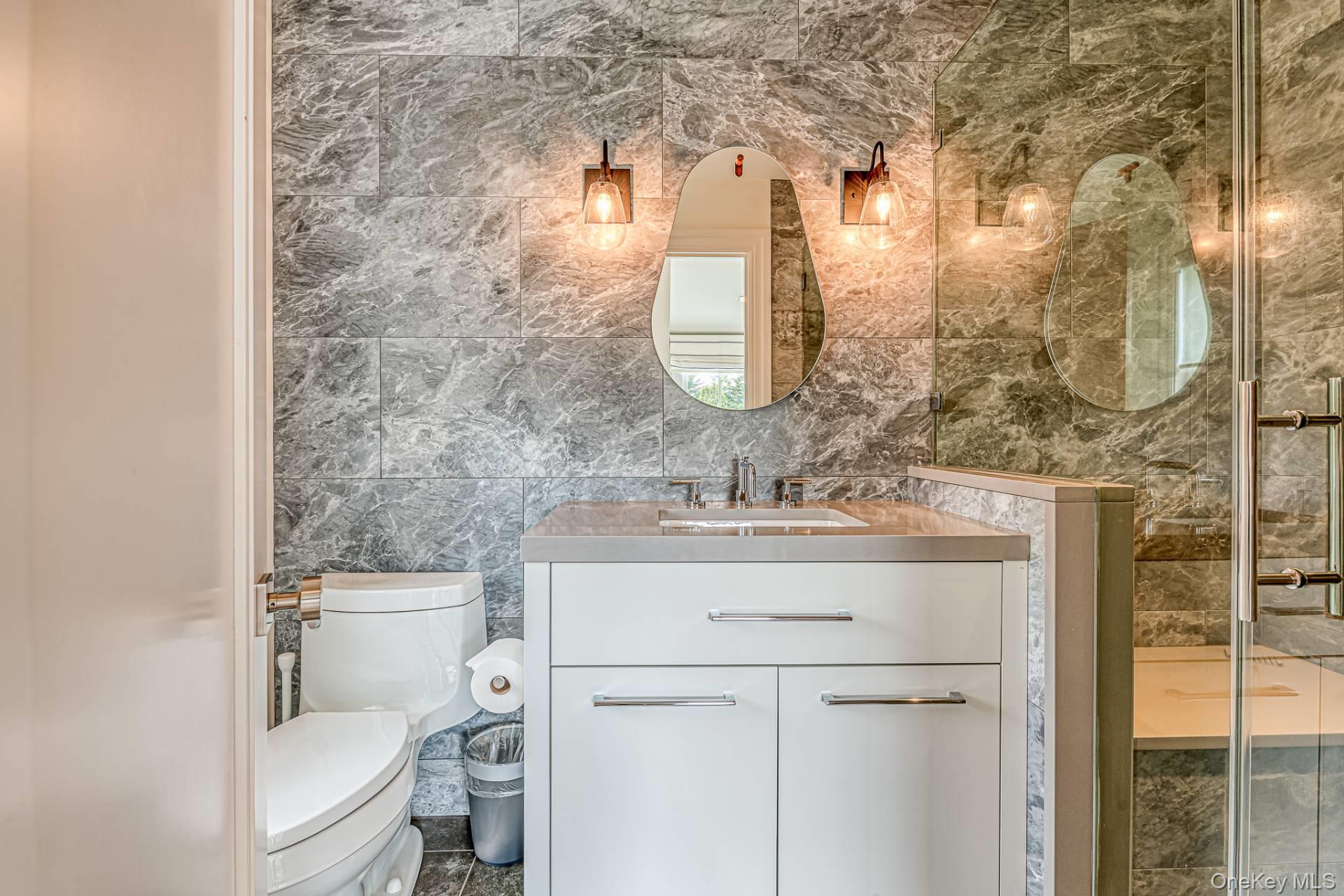 8 Palma Terrace, East Hampton, NY 11937