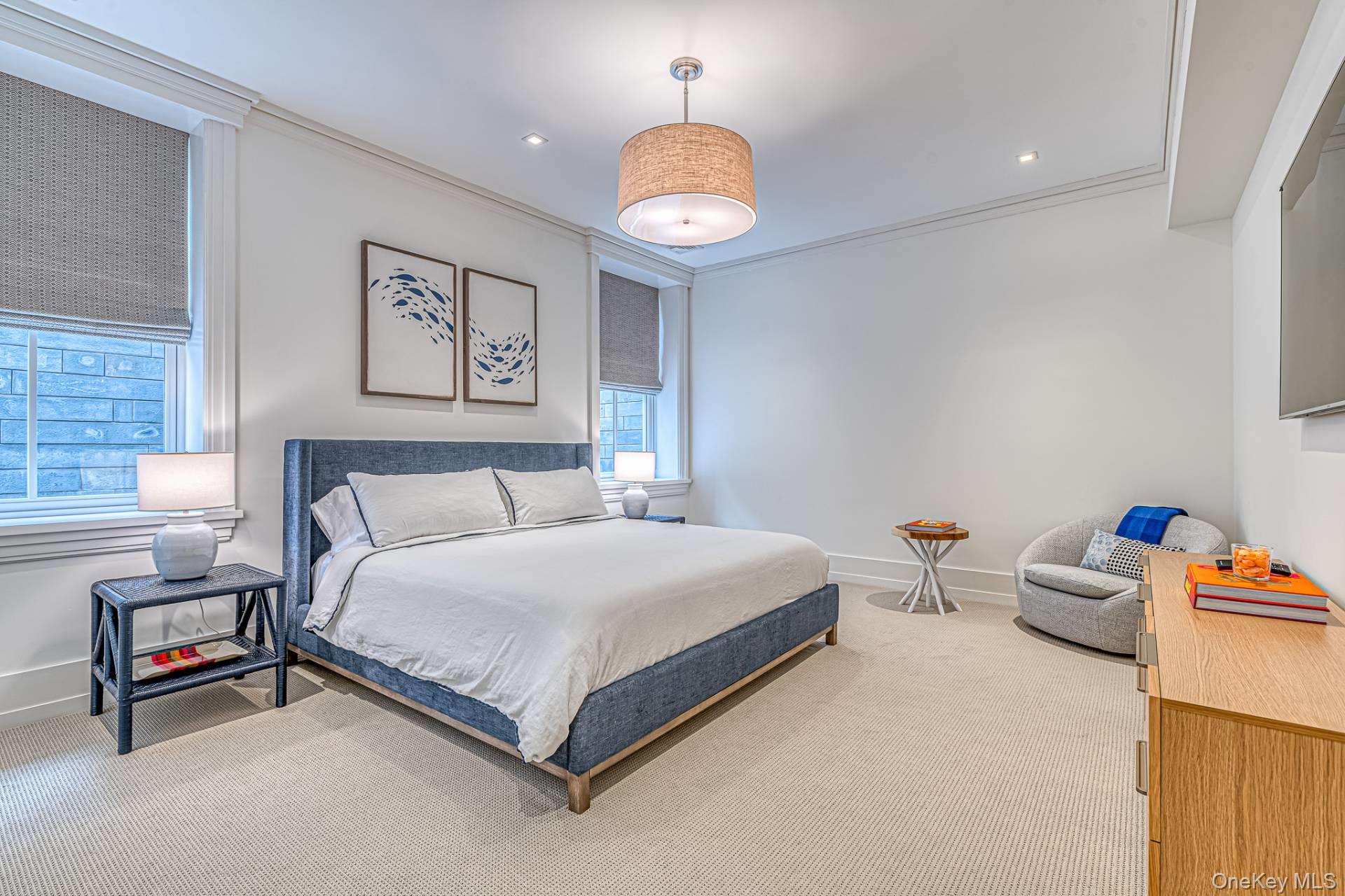 8 Palma Terrace, East Hampton, NY 11937