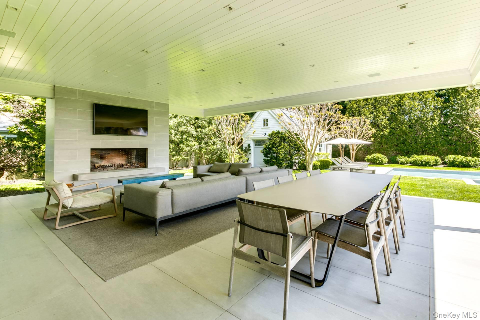 8 Palma Terrace, East Hampton, NY 11937