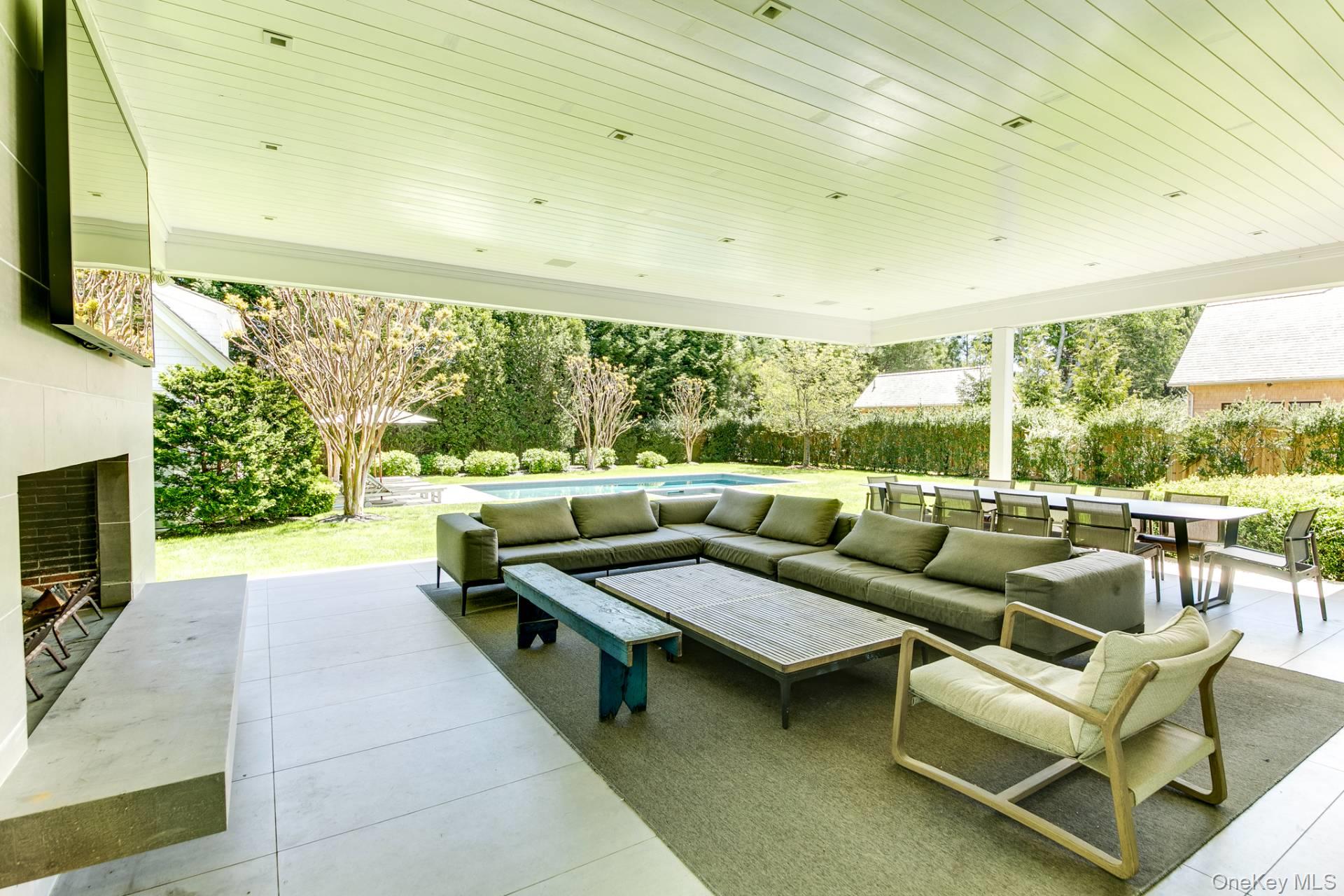 8 Palma Terrace, East Hampton, NY 11937