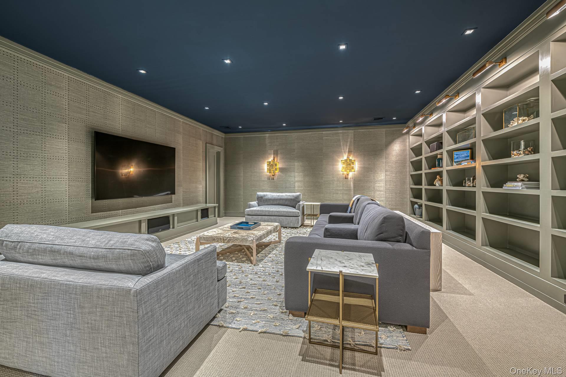 8 Palma Terrace, East Hampton, NY 11937