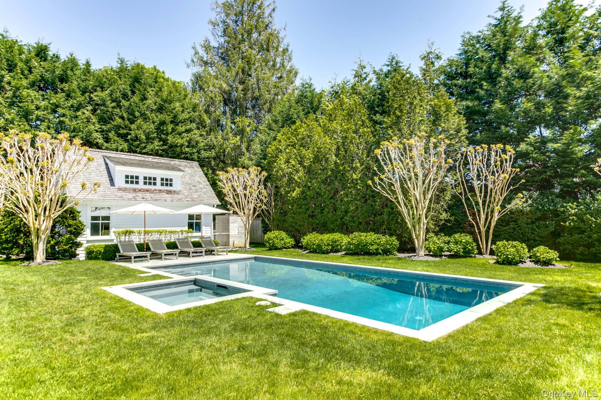 8 Palma Terrace, East Hampton, NY 11937