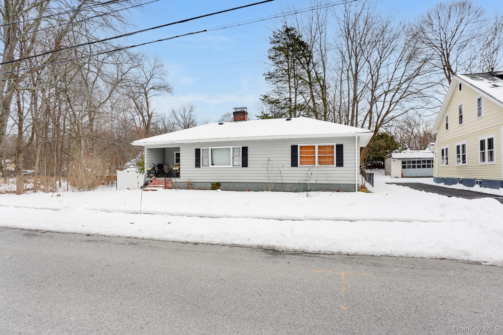 25 Park Avenue, Poughkeepsie, NY 12603