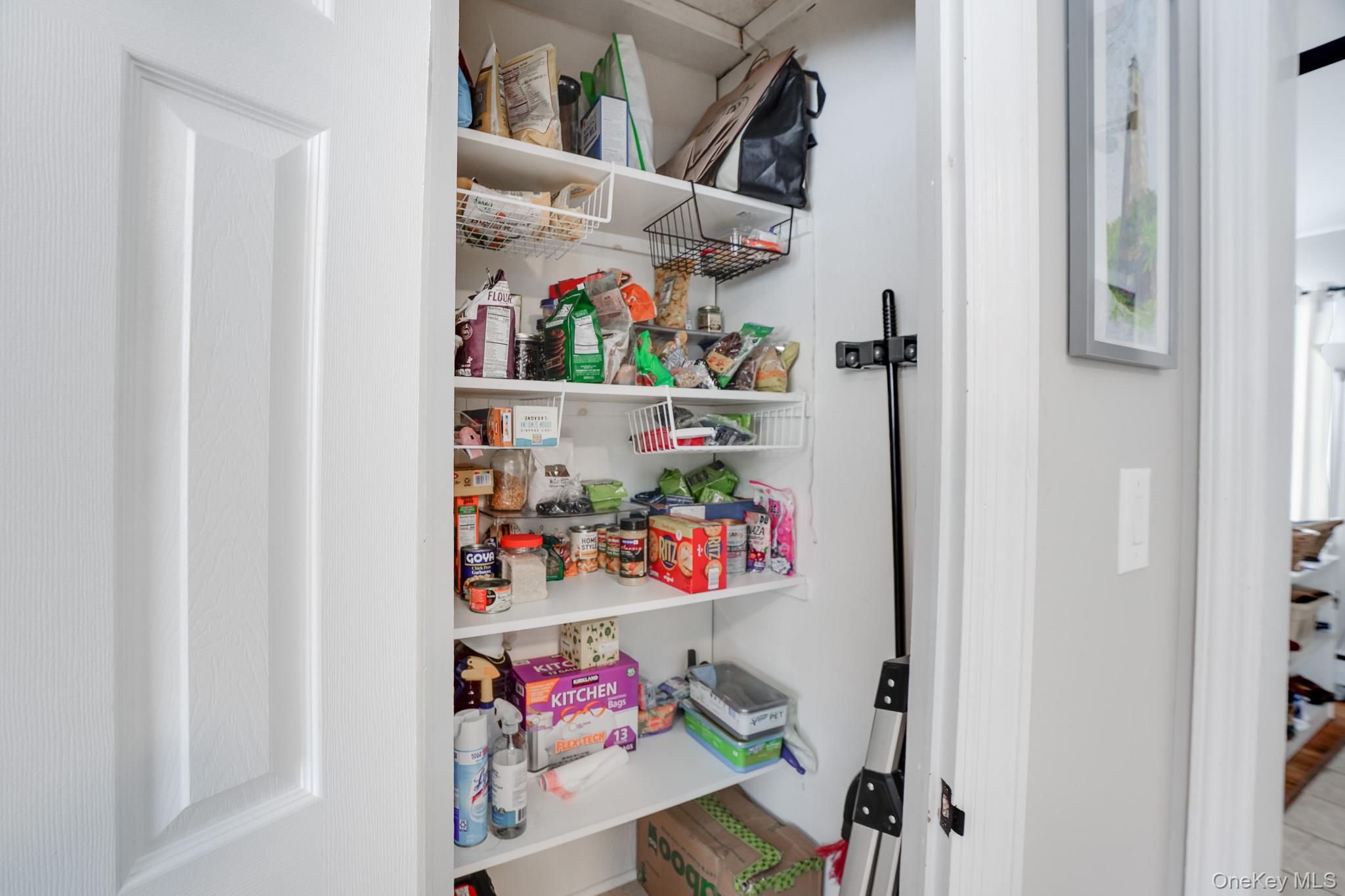 25 Park Avenue, Poughkeepsie, NY 12603