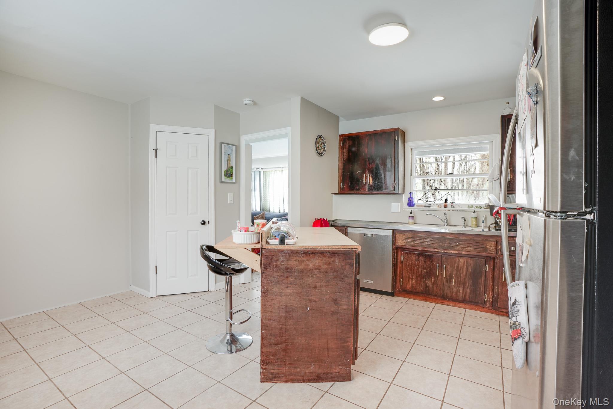 25 Park Avenue, Poughkeepsie, NY 12603