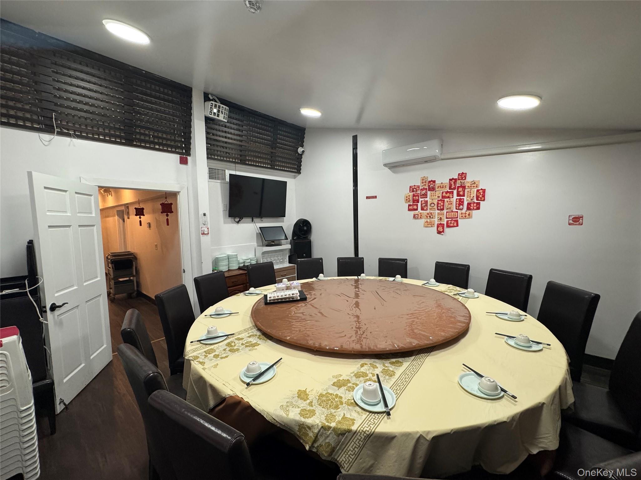 47-24 bell blvd, Bayside, NY 11361