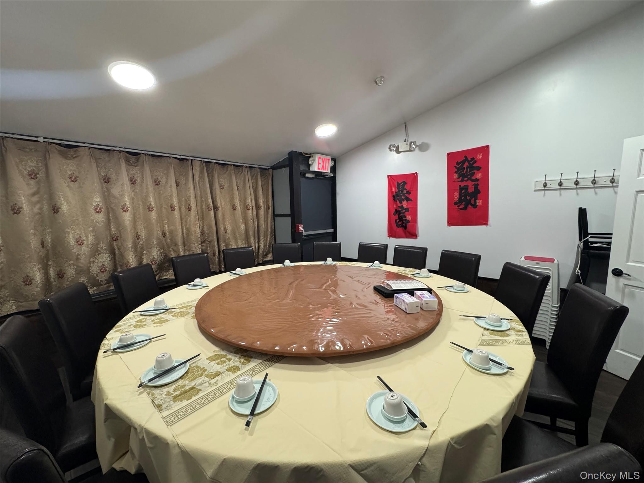 47-24 bell blvd, Bayside, NY 11361