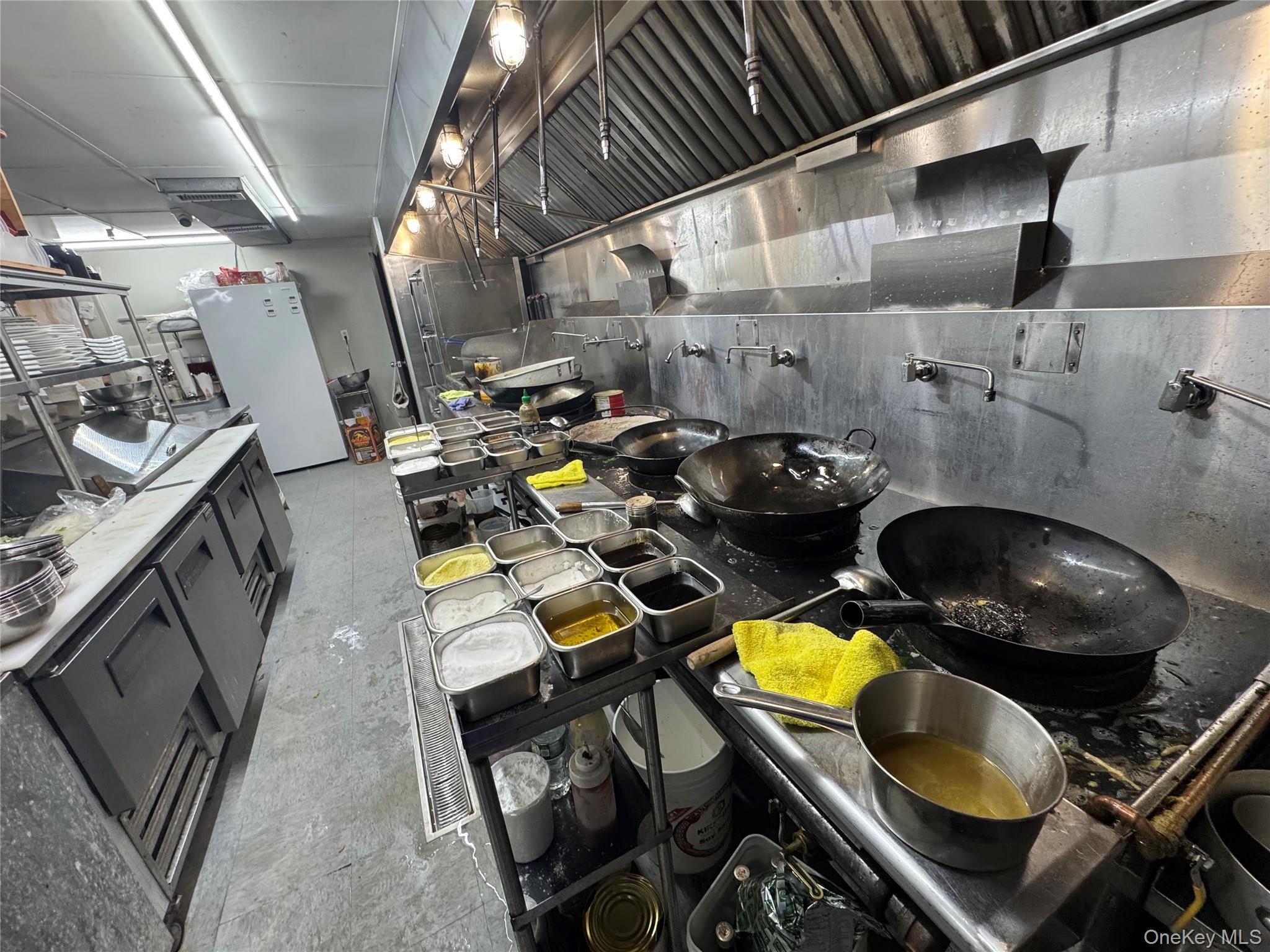 47-24 bell blvd, Bayside, NY 11361