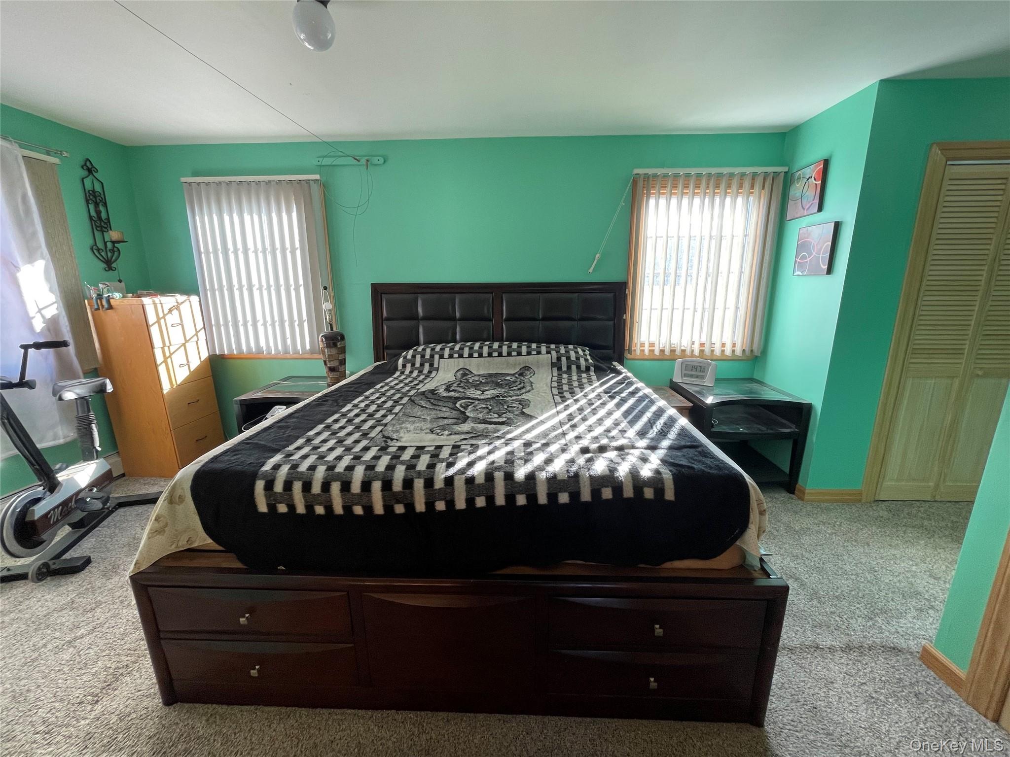 104 Ostend Road, Island Park, NY 11558