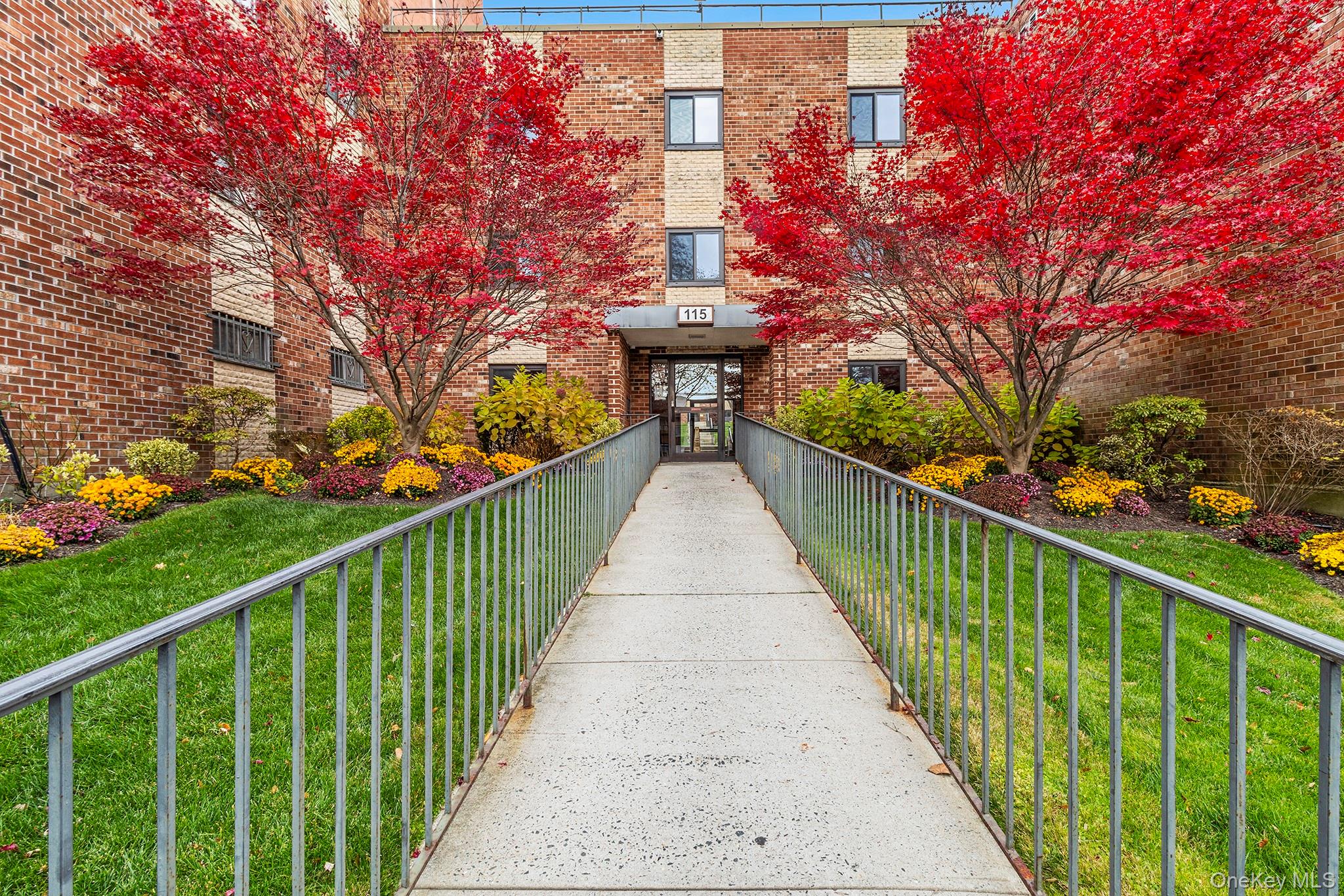 115 Dehaven Drive # 114, Yonkers, NY 10703