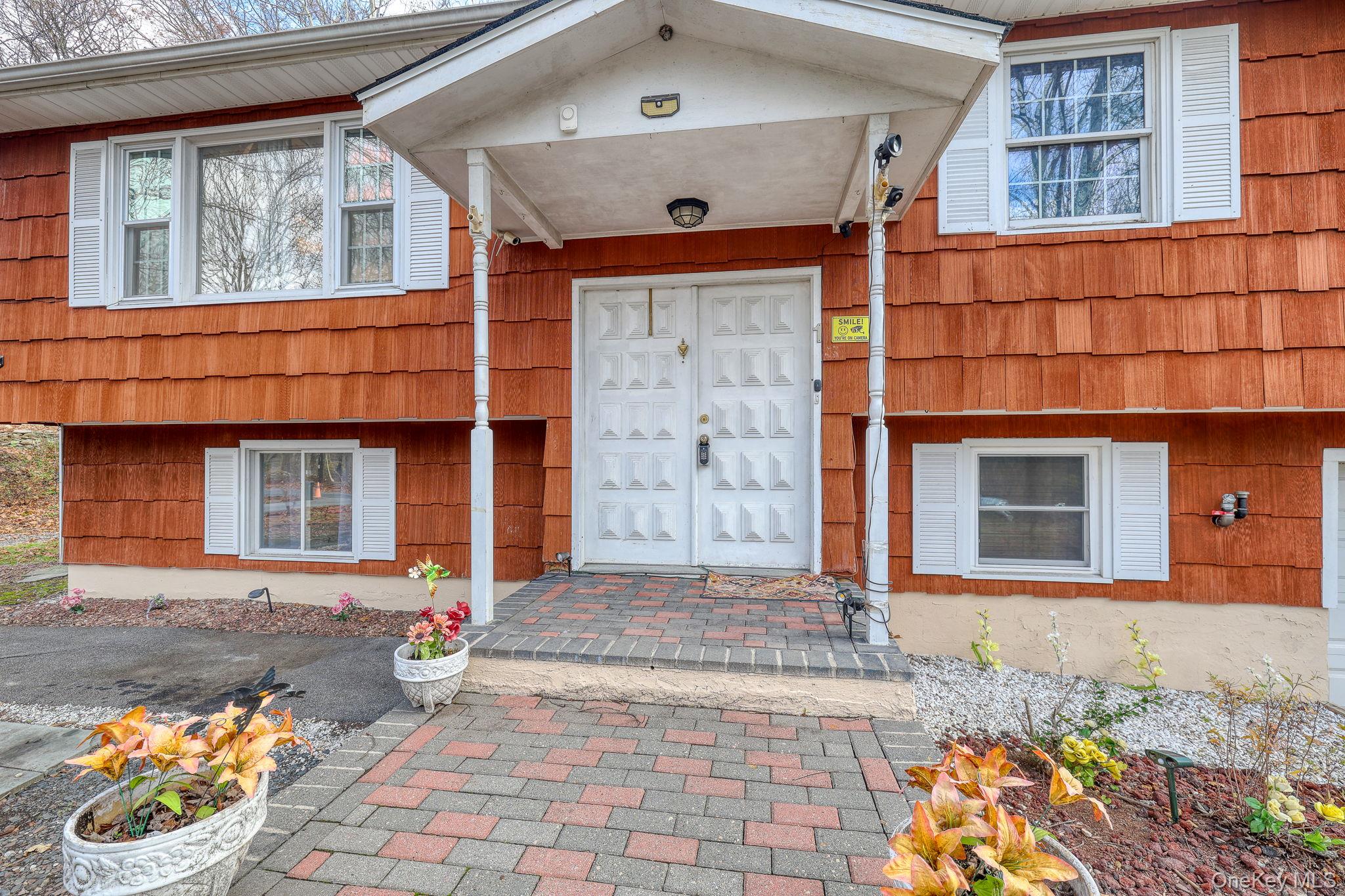 1 Townsend Street, New Windsor, NY 12553