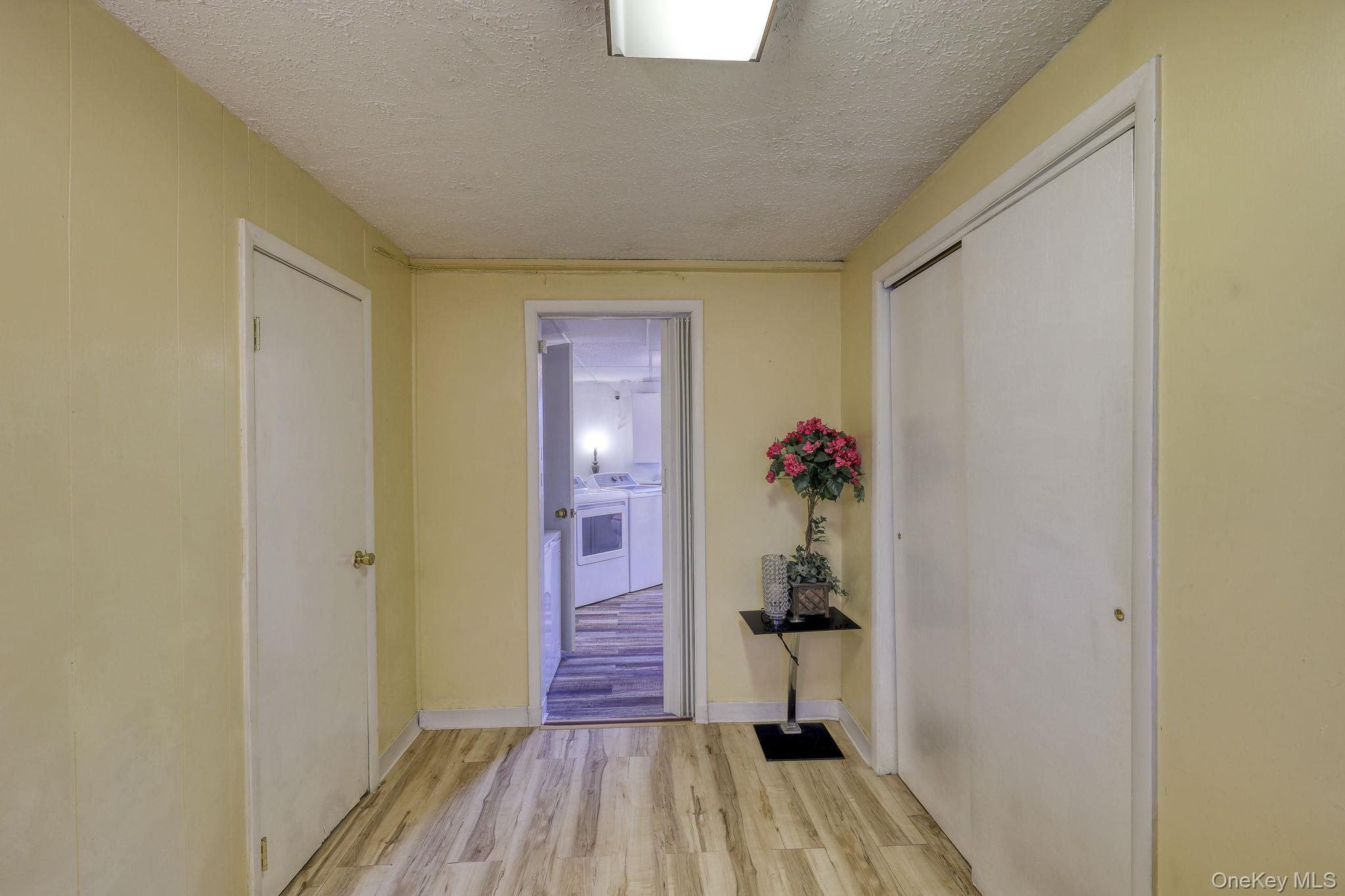 1 Townsend Street, New Windsor, NY 12553