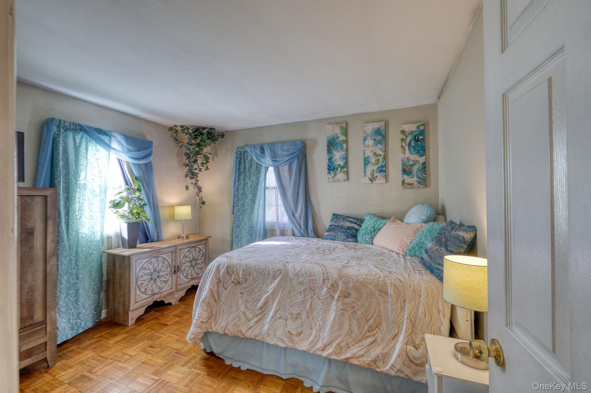 1 Townsend Street, New Windsor, NY 12553