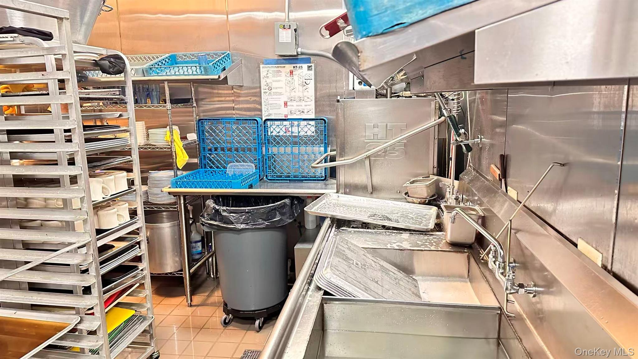 47-17 crescent st, Long Island City, NY 11101