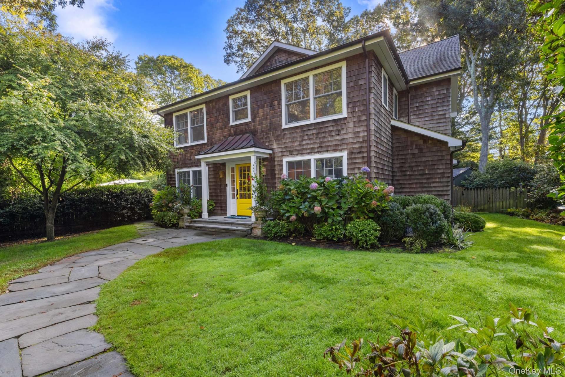 4 Two Rod Highway, Wainscott, NY 11975