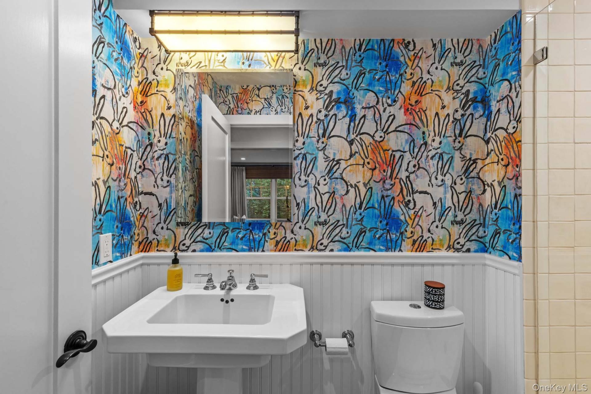 4 Two Rod Highway, Wainscott, NY 11975