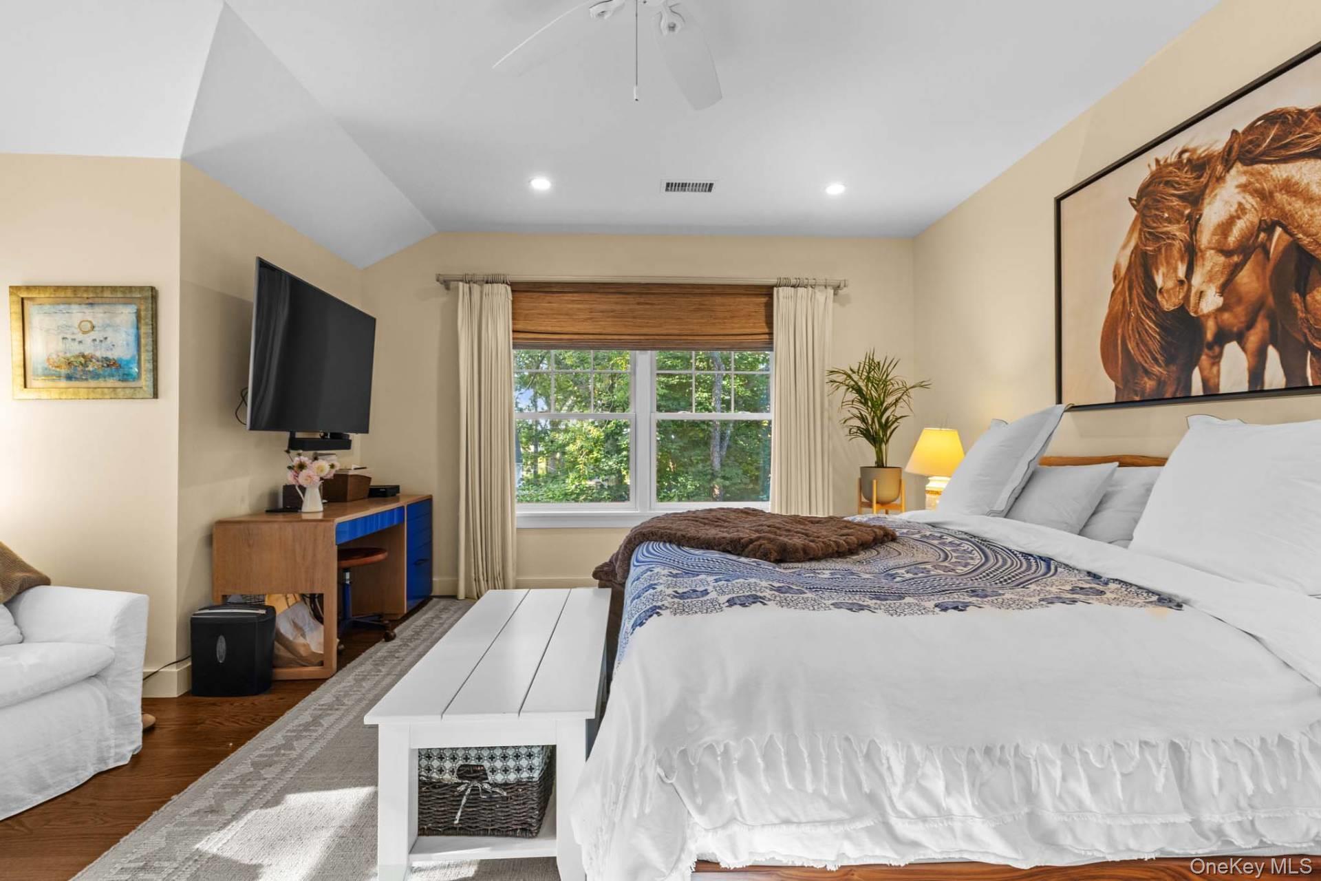 4 Two Rod Highway, Wainscott, NY 11975