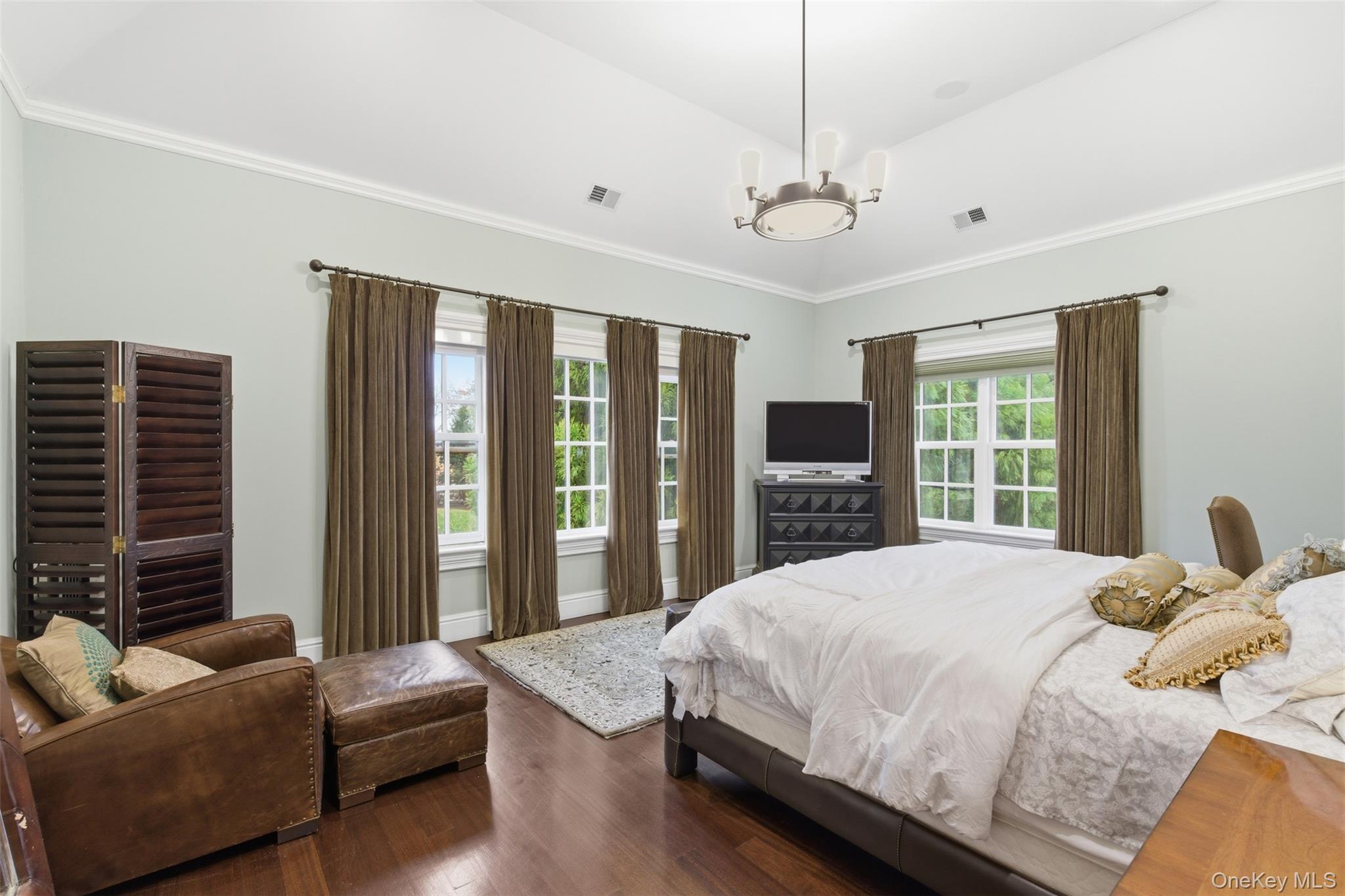 35 Chicken Valley Road, Old Brookville, NY 11545