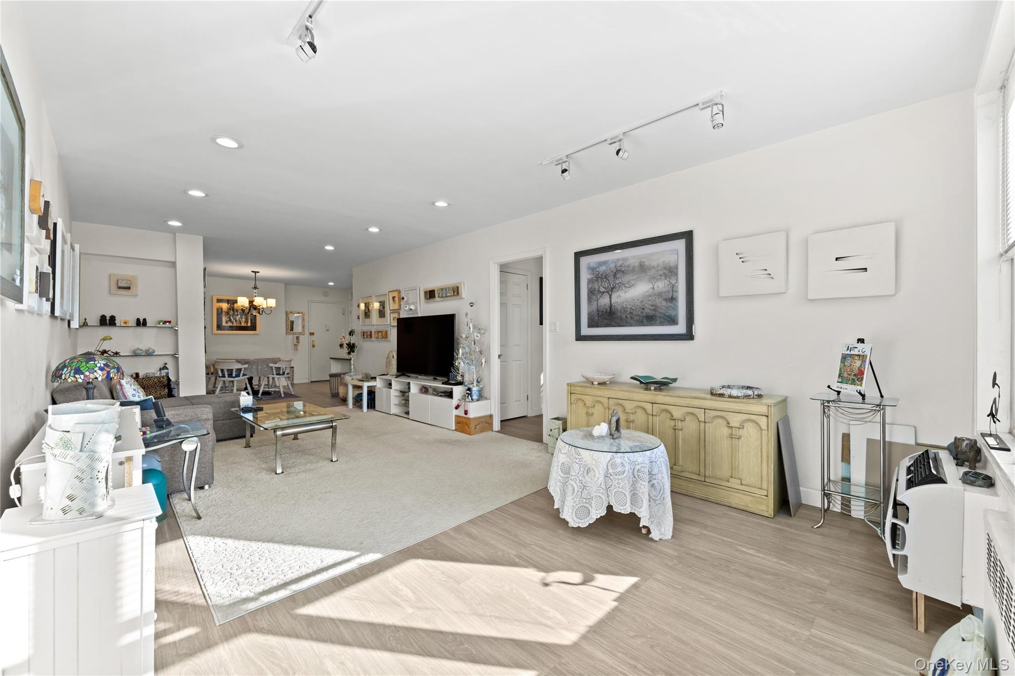 23-45 Bell Boulevard # 5G, Bayside, NY 11360