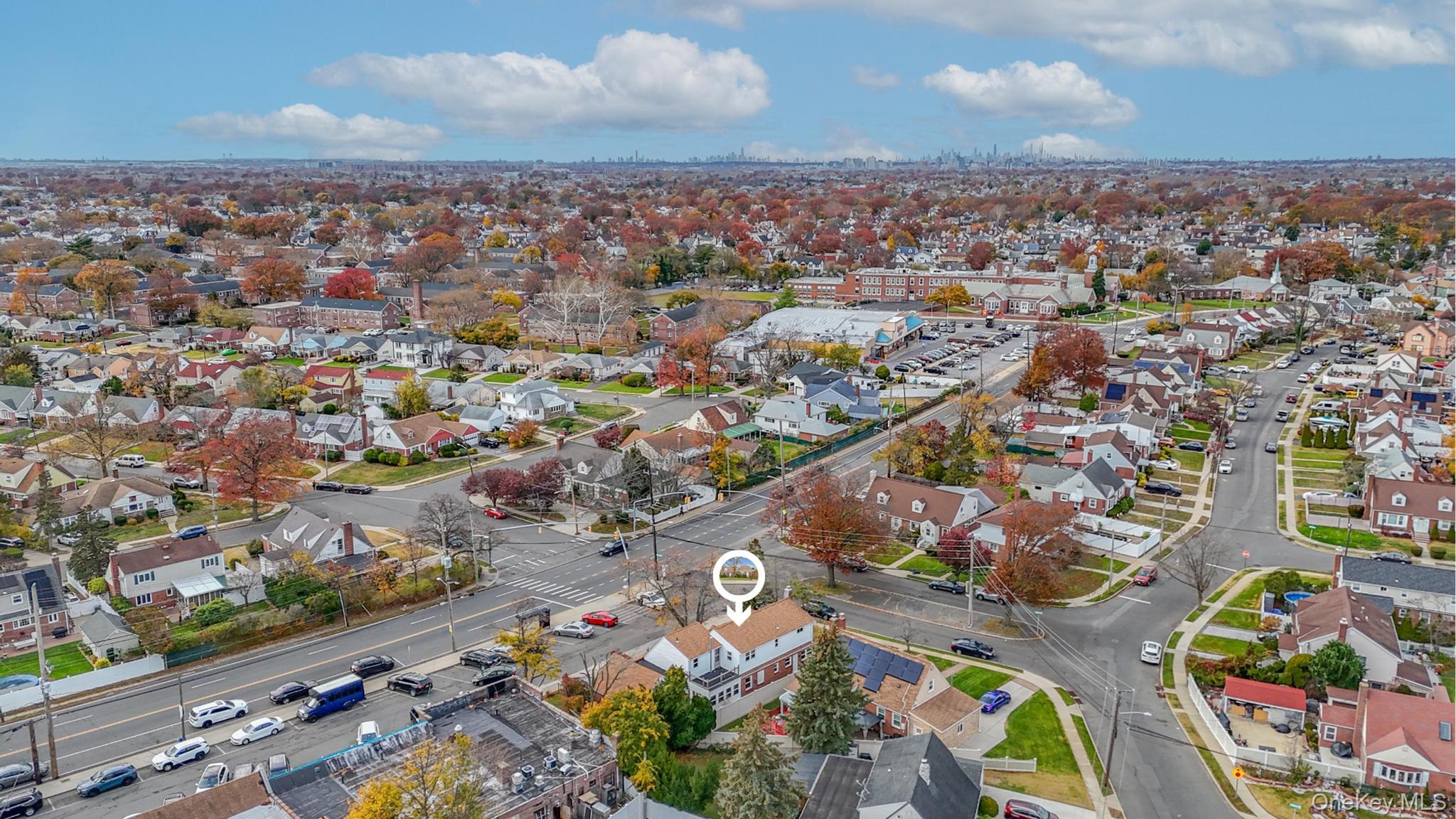 6 Central Court, Valley Stream, NY 11580