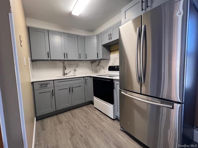 276 S 8th Street, Lindenhurst, NY 11757