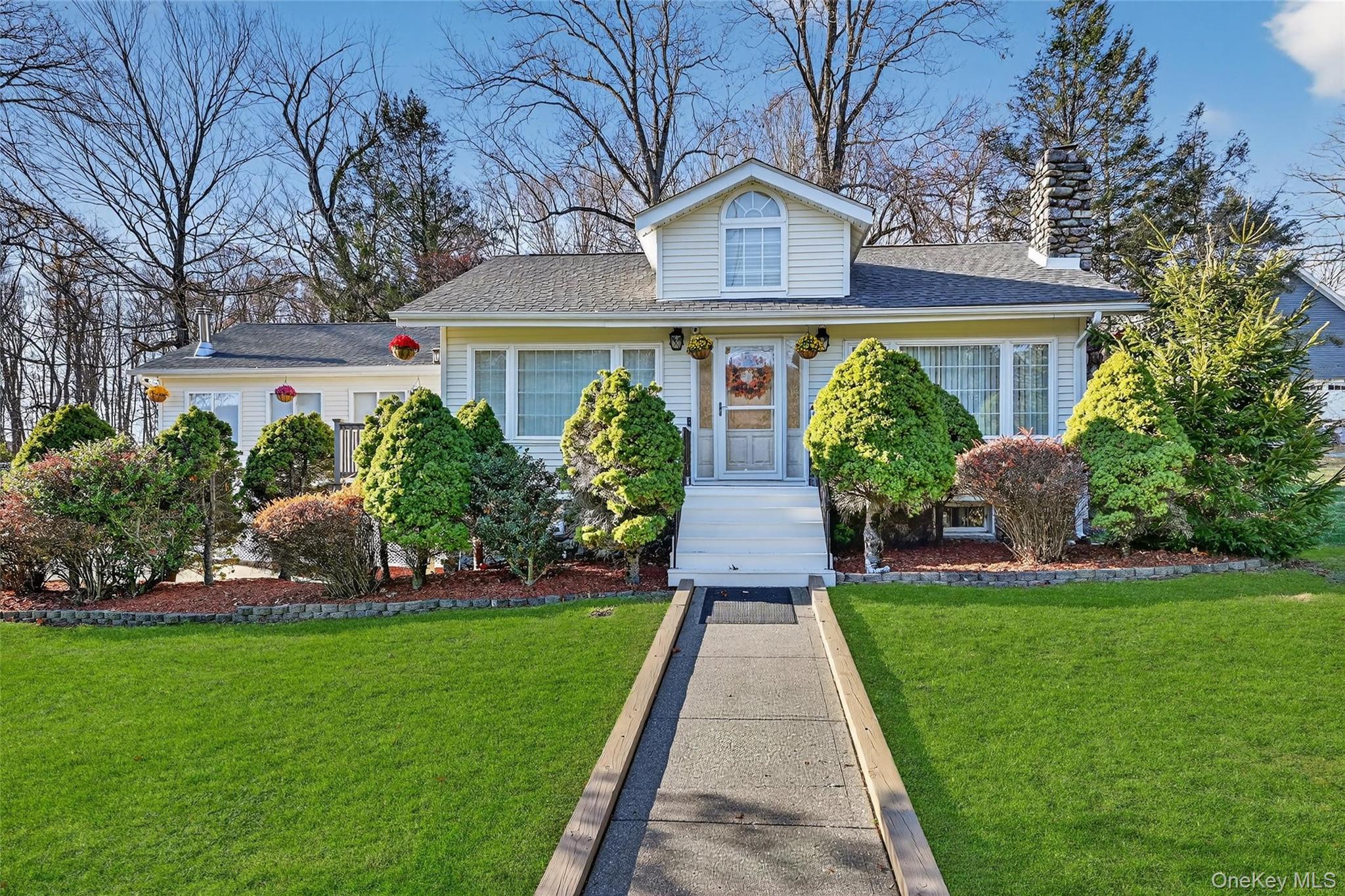 17 Pine Hill Road, Highland Mills, NY 10930