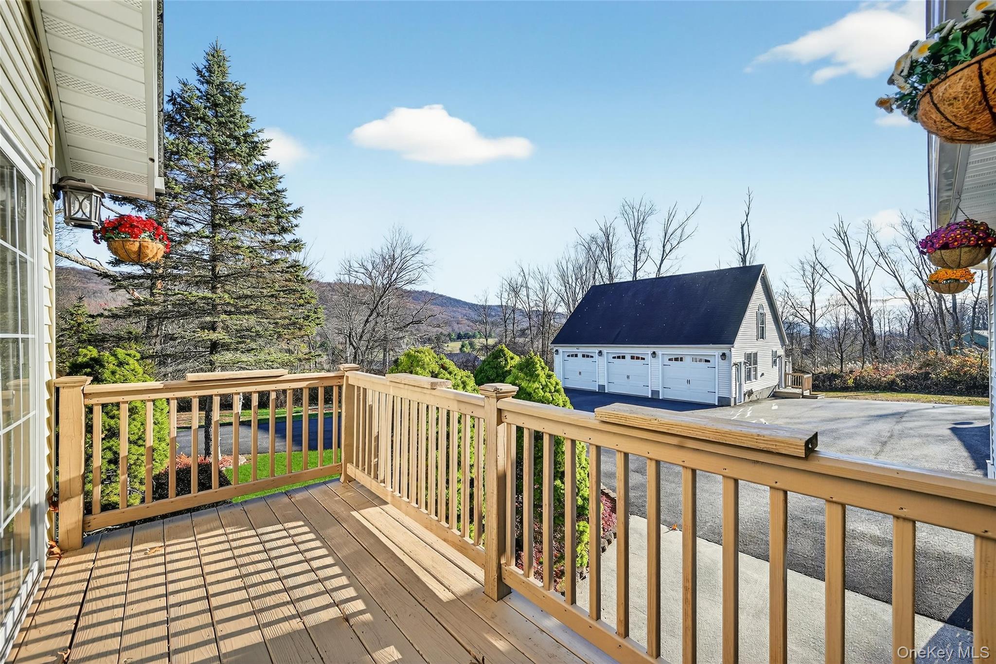 17 Pine Hill Road, Highland Mills, NY 10930